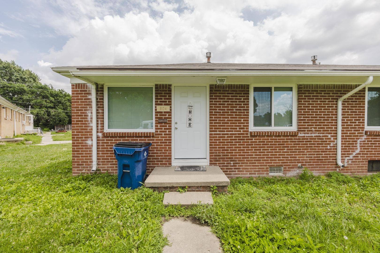 604-610 S Hunter, Wichita, KS 67207
