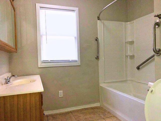 1933 S Palisade Ave., Wichita, KS 67213