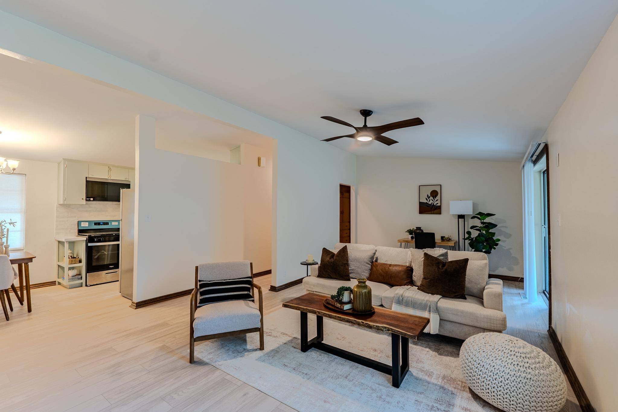 1516 Ann, Winfield, KS 67156
