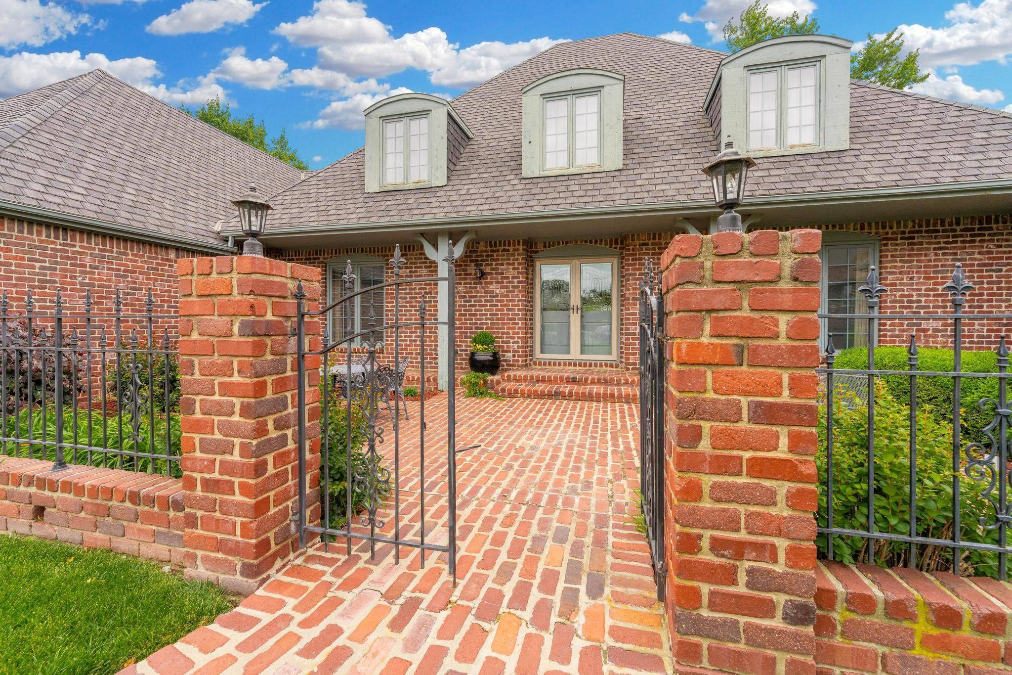 13121 E Killenwood Drive, Wichita, KS 67230