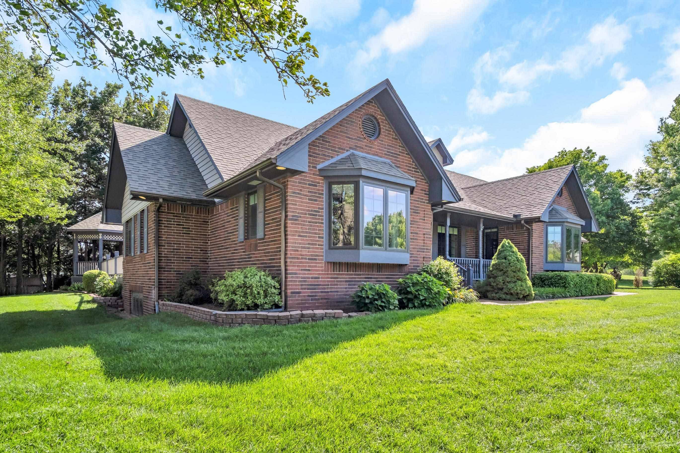 301 Campus Ct, North Newton, KS 67117