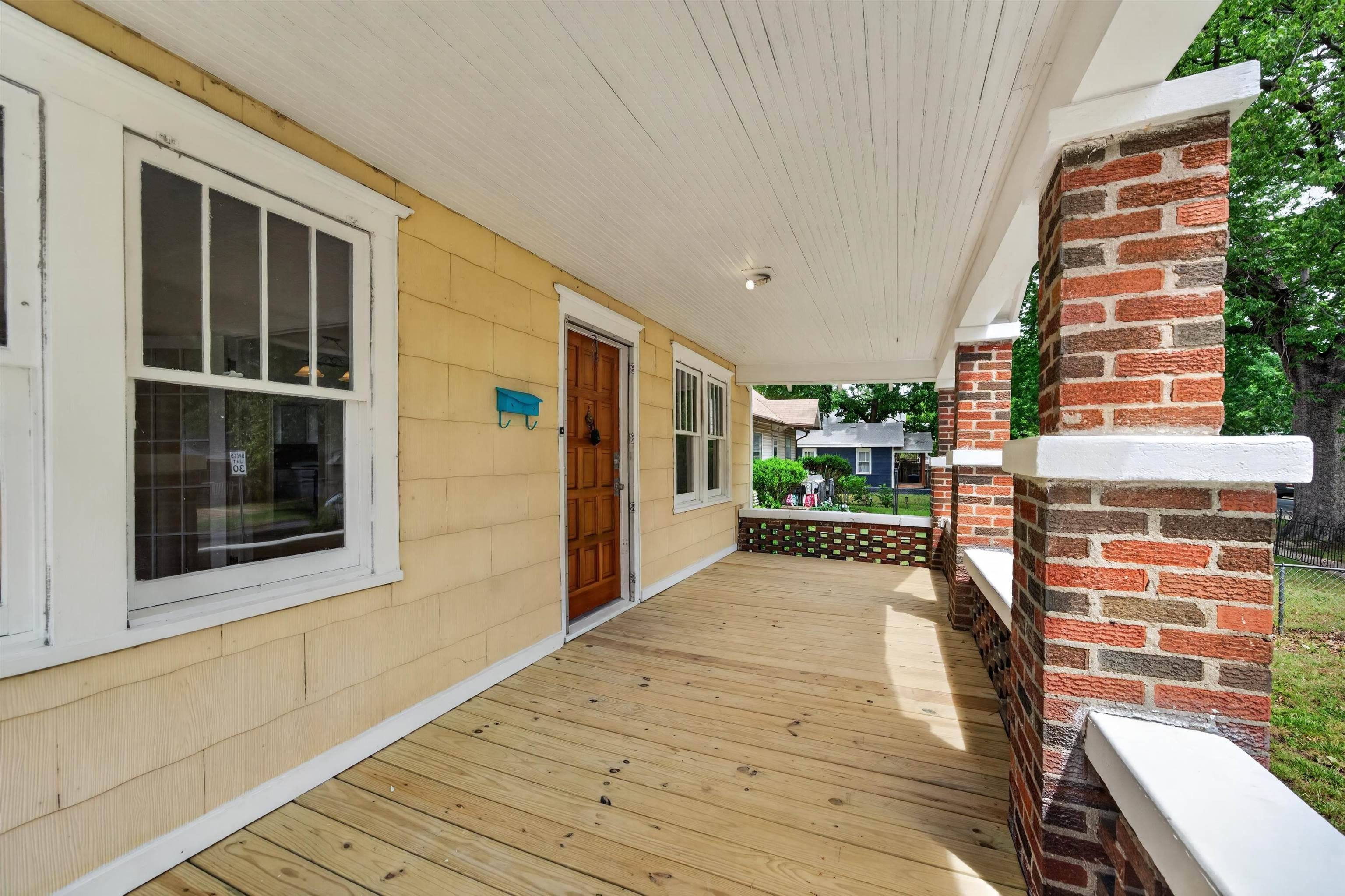 1957 S Market, Wichita, KS 67211