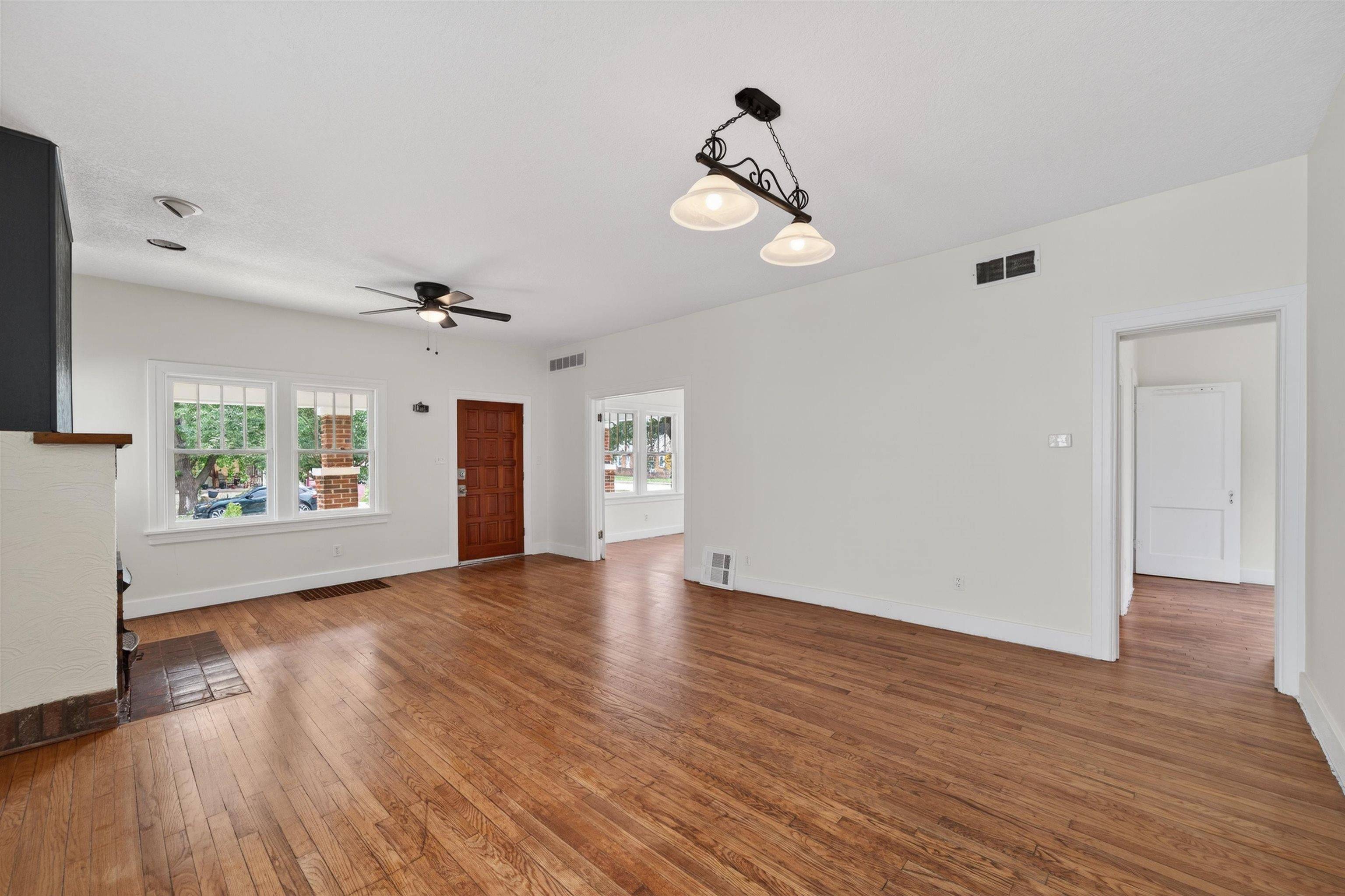 1957 S Market, Wichita, KS 67211