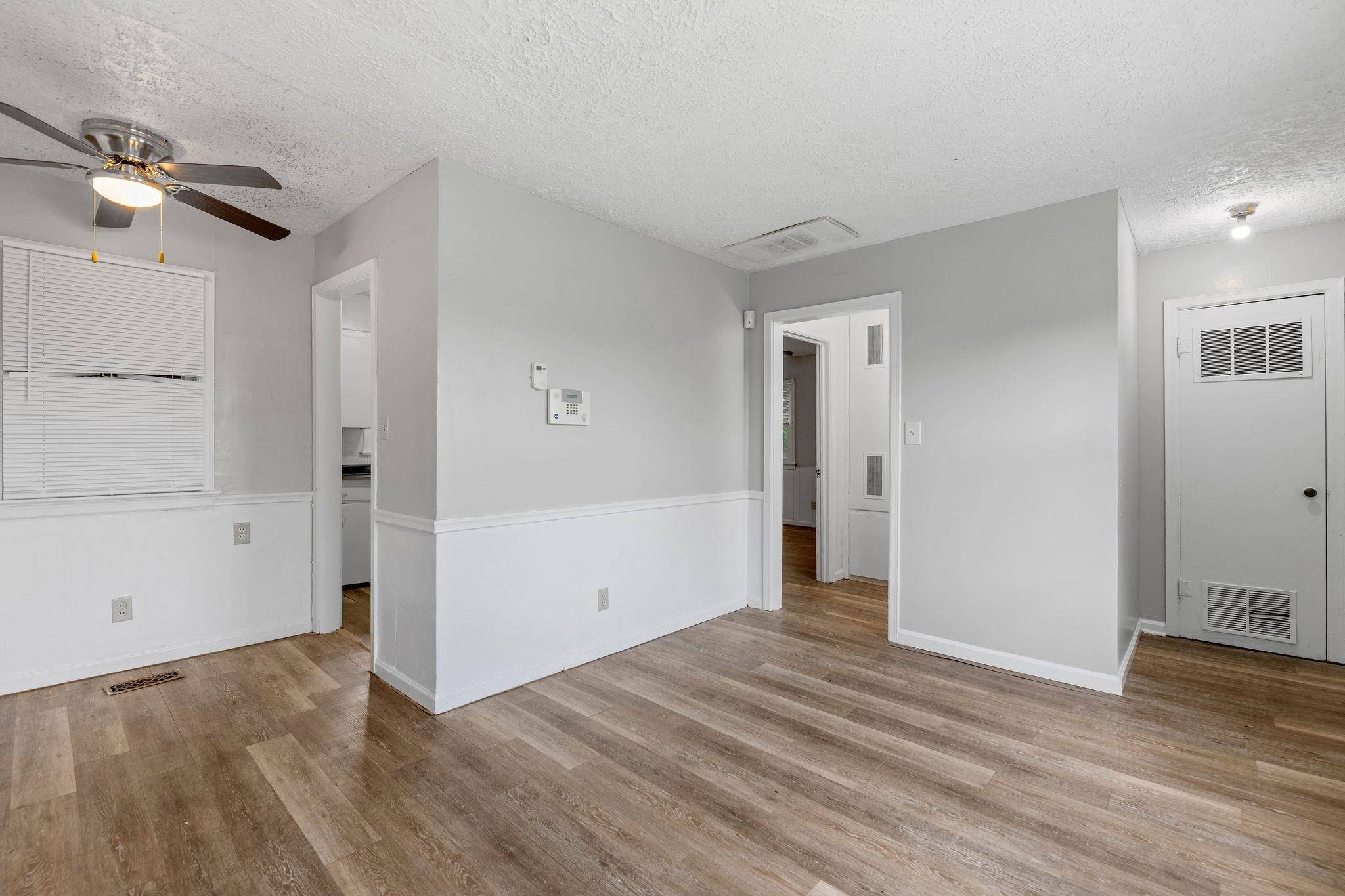 2001 E Elm St, Wichita, KS 67214