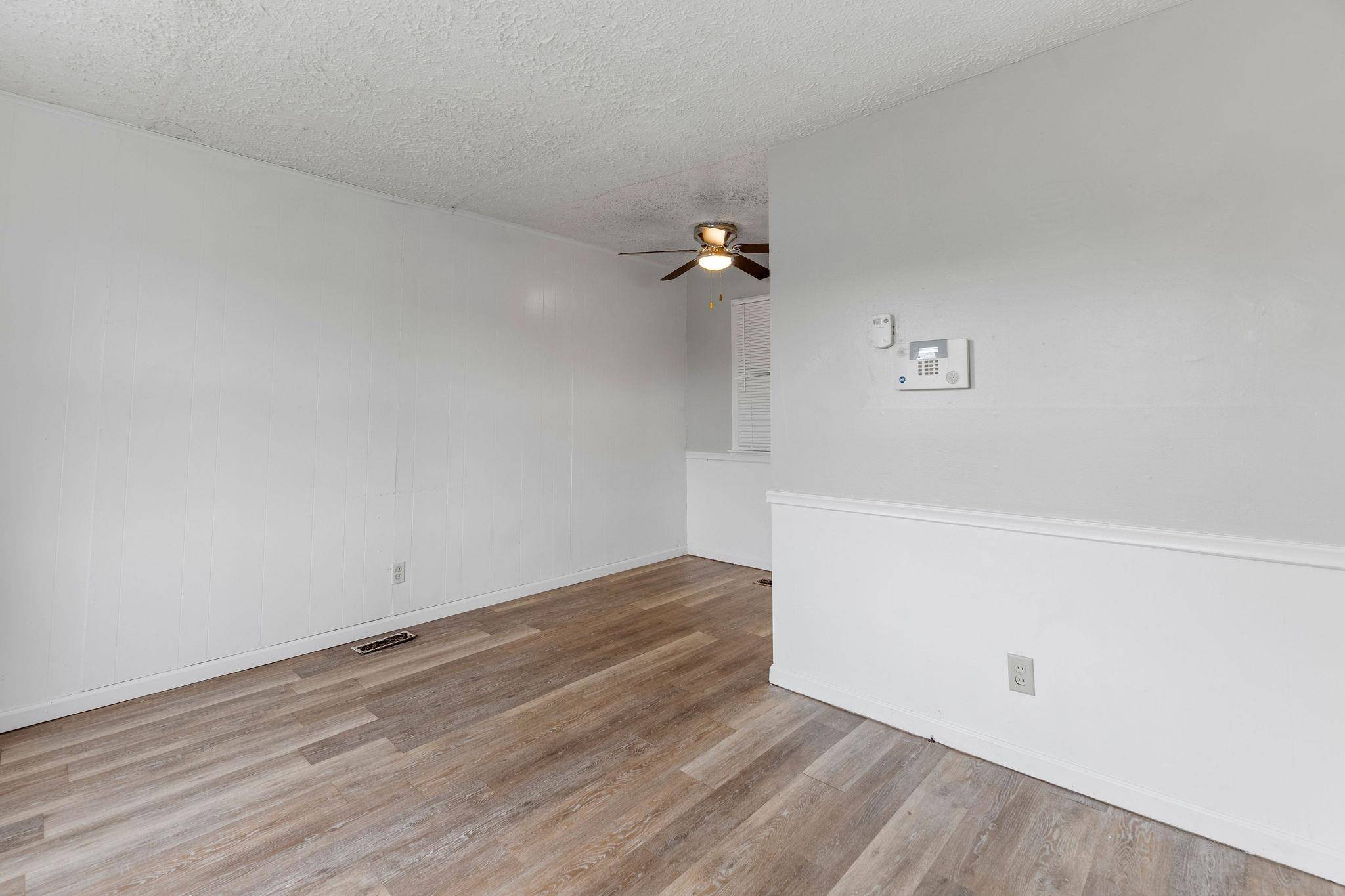 2001 E Elm St, Wichita, KS 67214