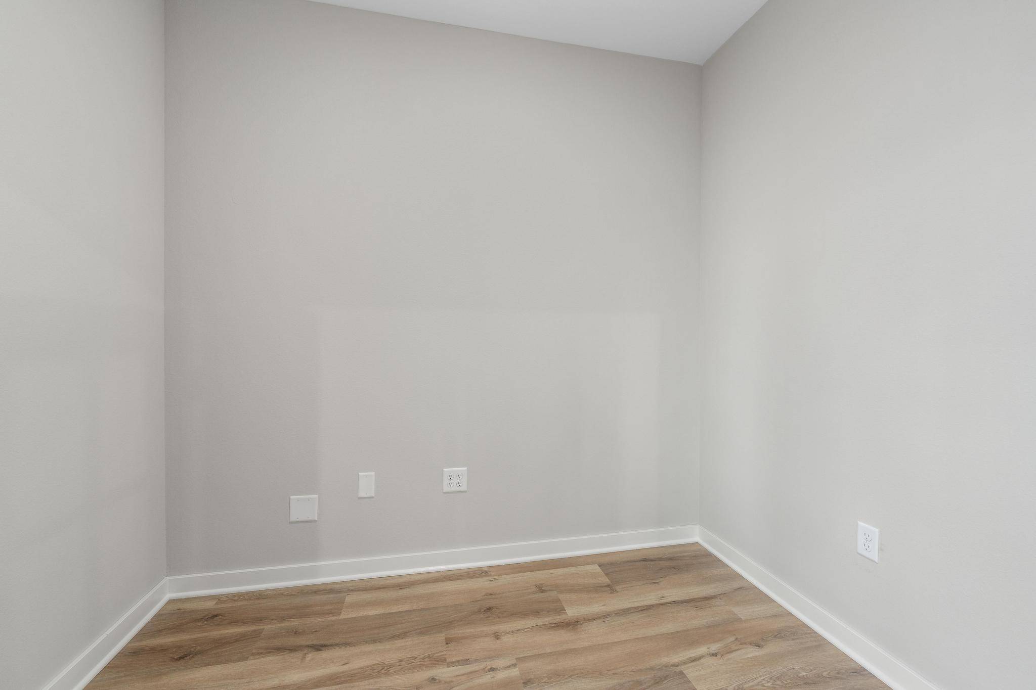 809 N Rainbow Lake St, Wichita, KS 67235