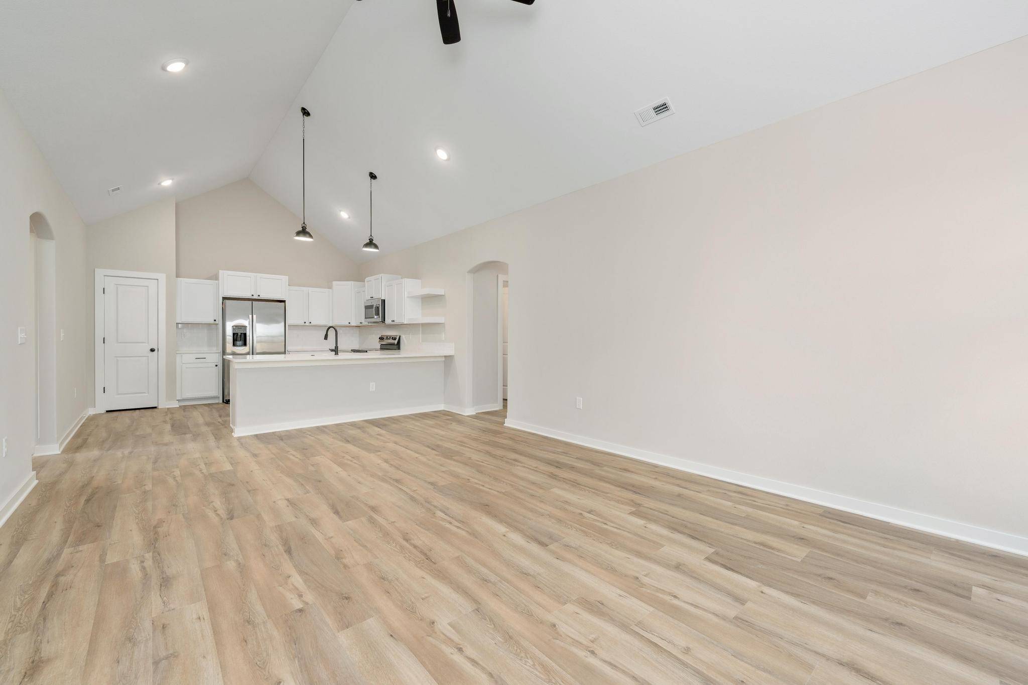 809 N Rainbow Lake St, Wichita, KS 67235