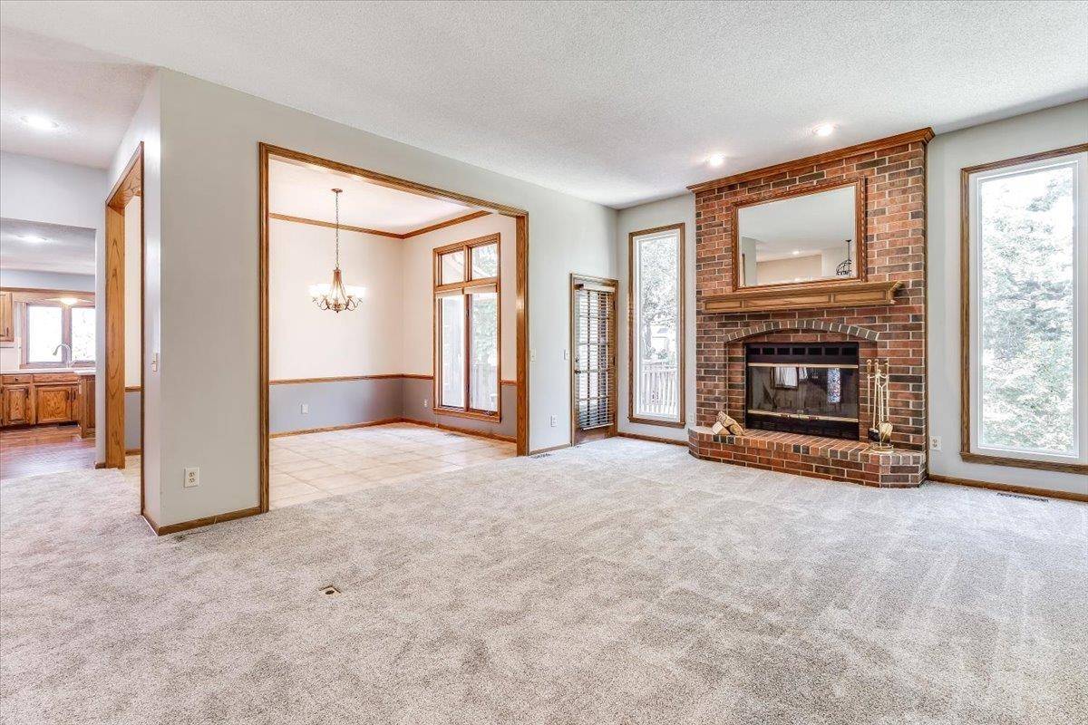 2366 N Vinegate Ct, Wichita, KS 67226