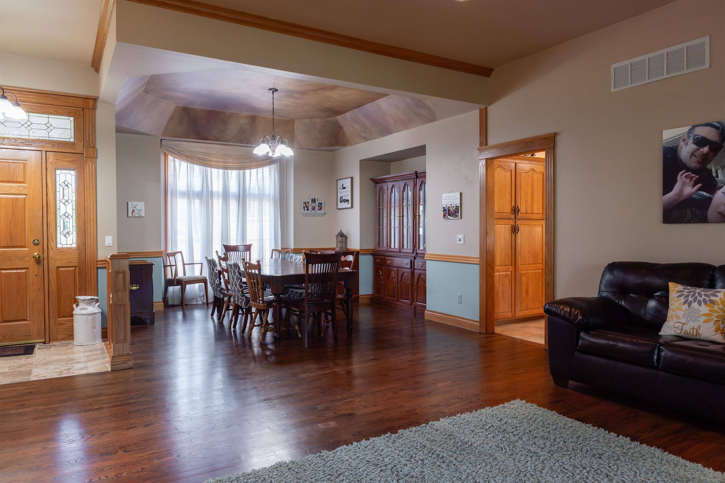 9 E Flanigan Dr, Augusta, KS 67010