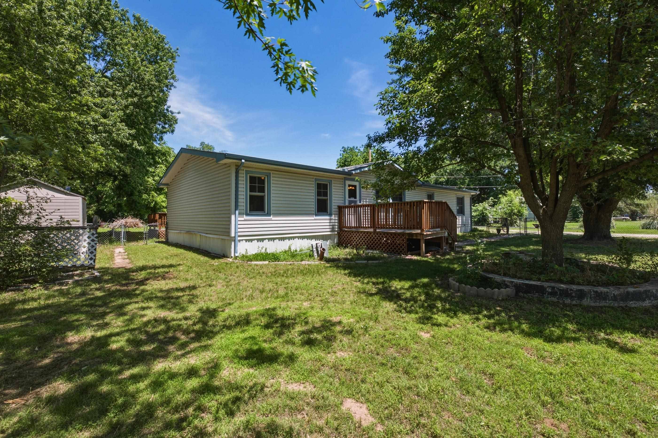 416 W 58th St S, Wichita, KS 67217