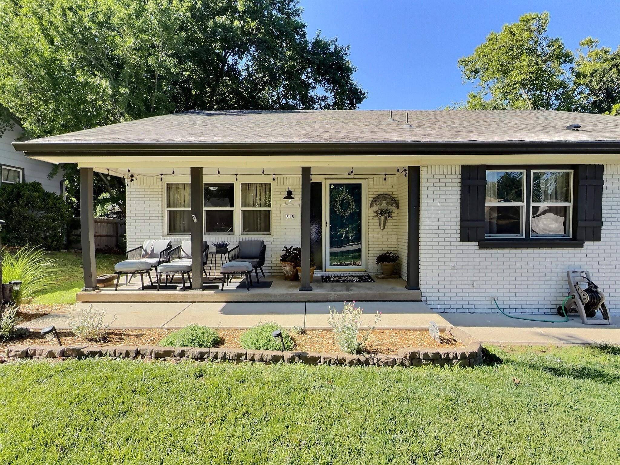 818 E Greenway Ct., Derby, KS 67037