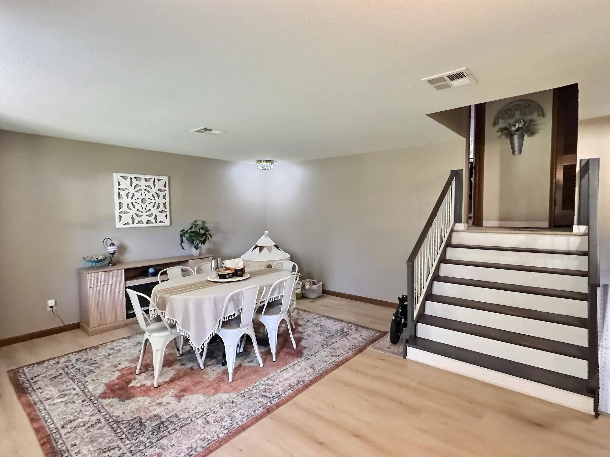 818 E Greenway Ct., Derby, KS 67037