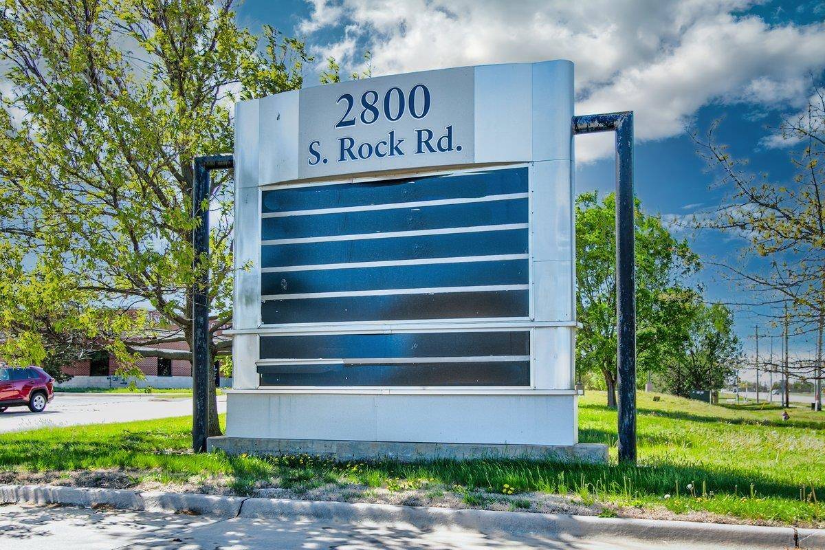2800 S Rock Rd, Wichita, KS 67210