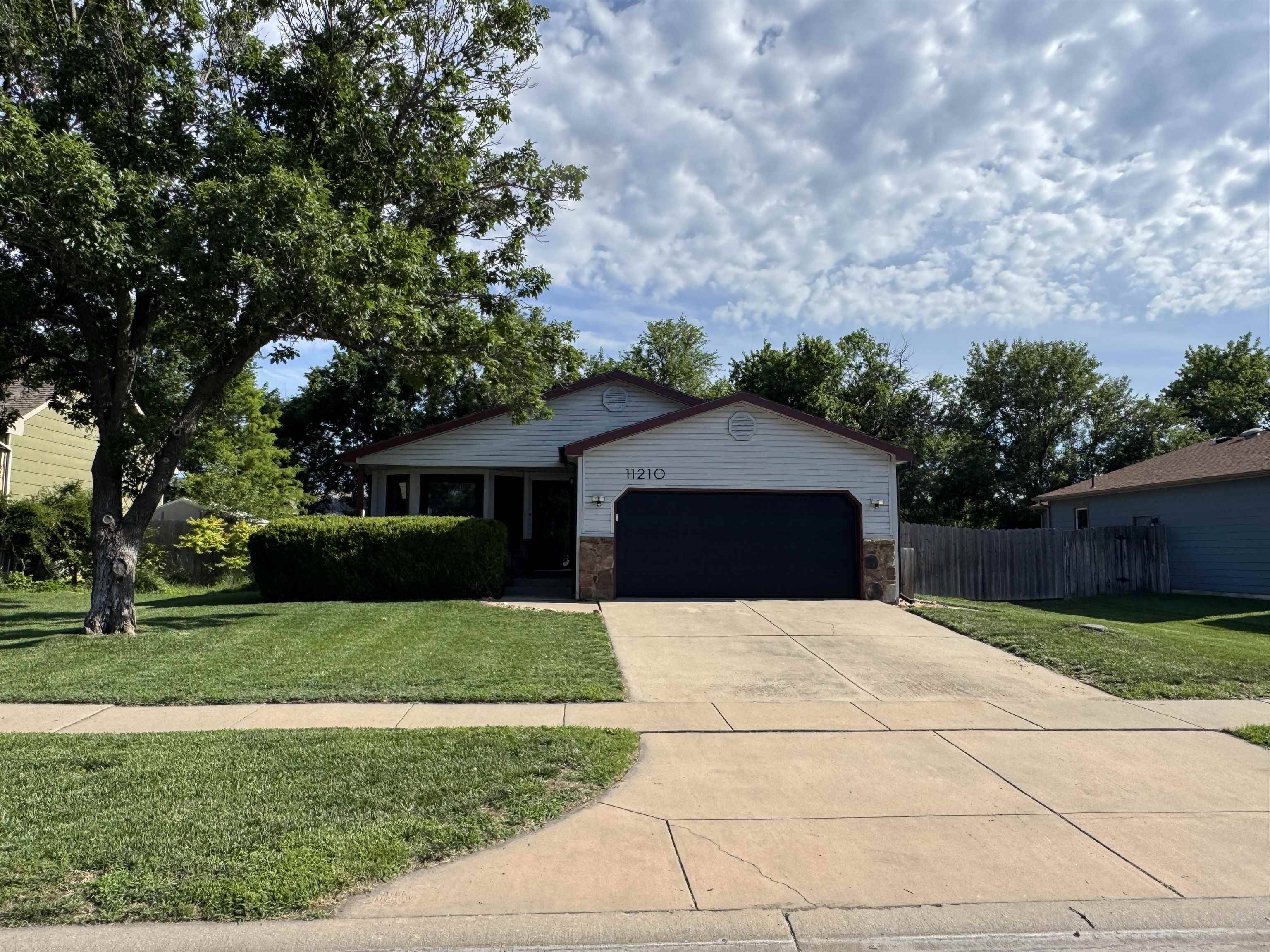 11210 W Jewell St, Wichita, KS 67209