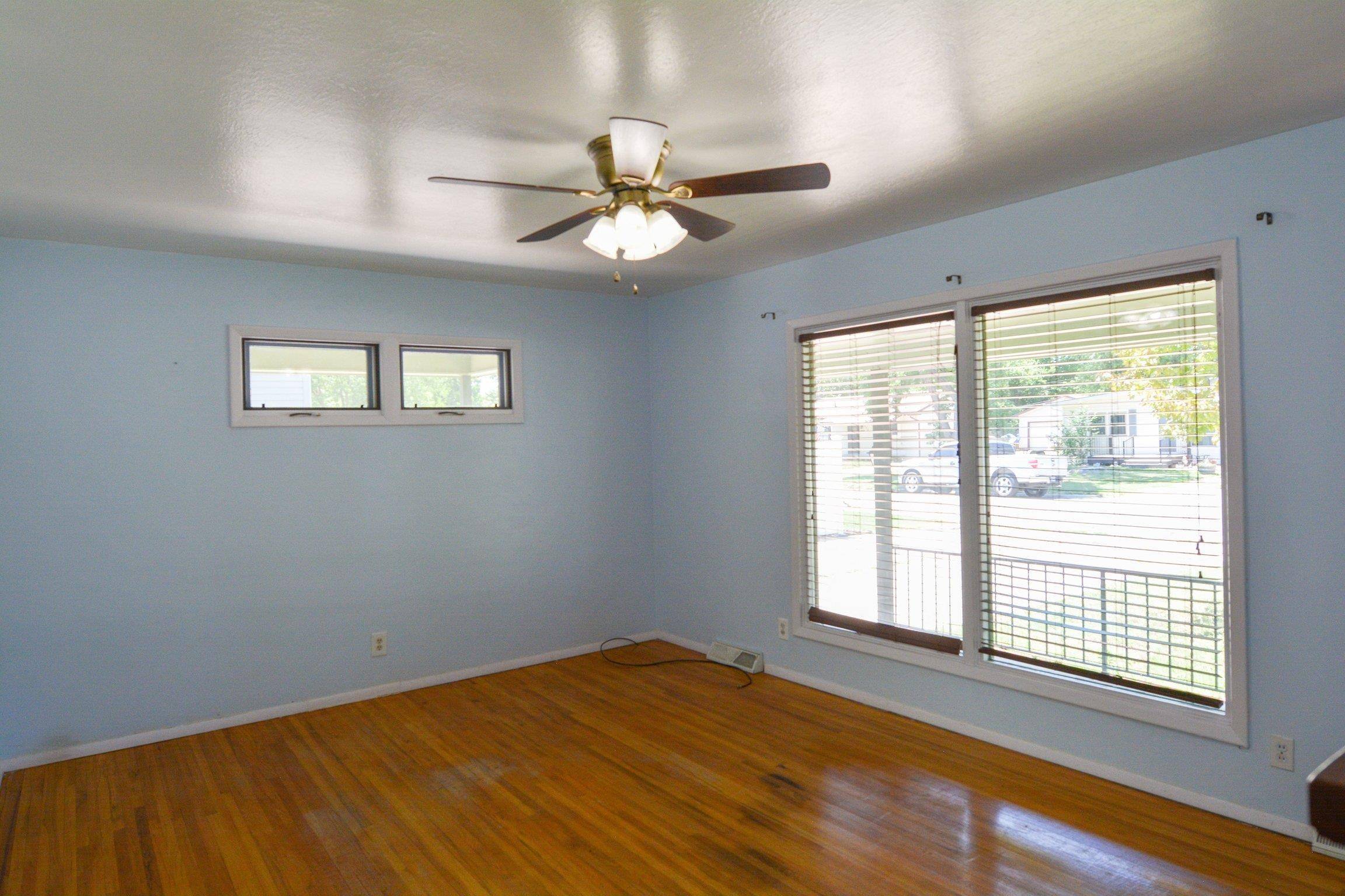 536 N Meeds Dr., Valley Center, KS 67147