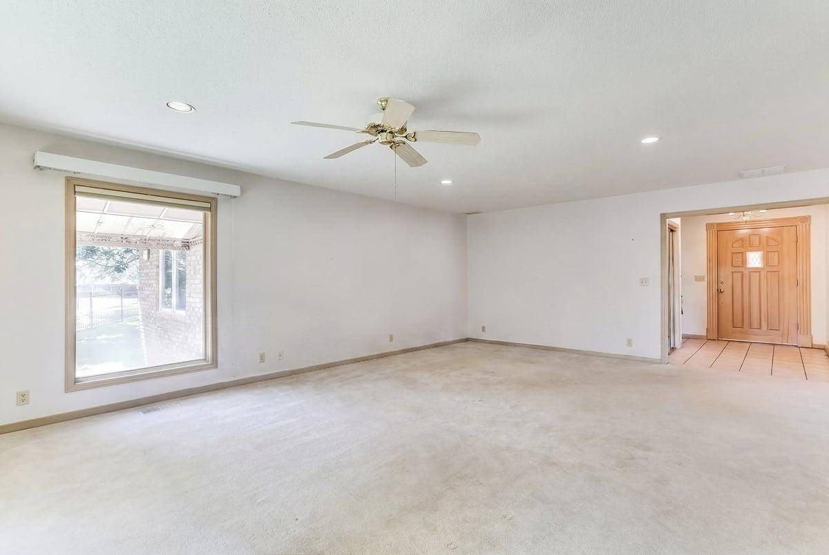 10531 W Millpond St, Wichita, KS 67212