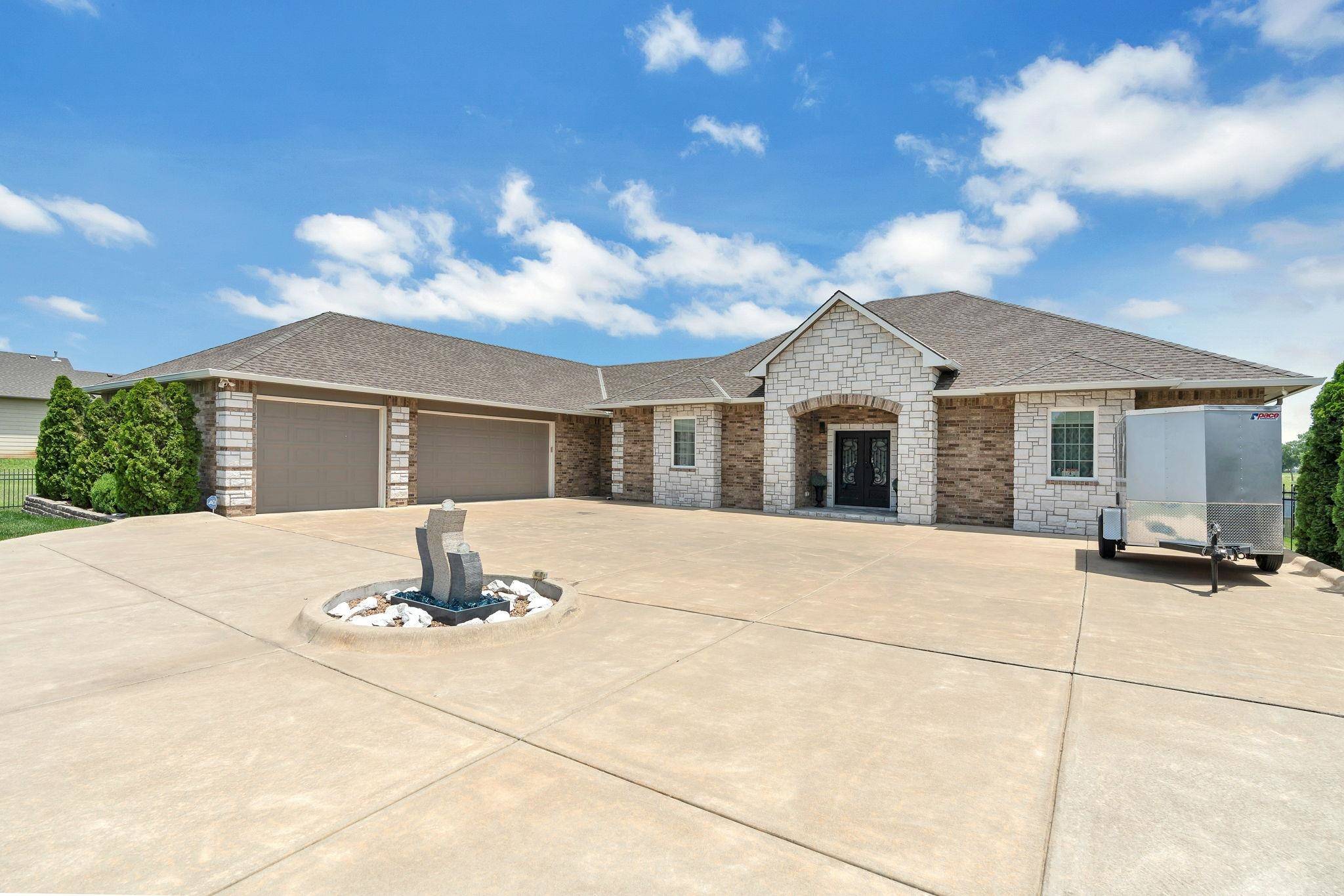 6628 S Hydraulic, Wichita, KS 67216