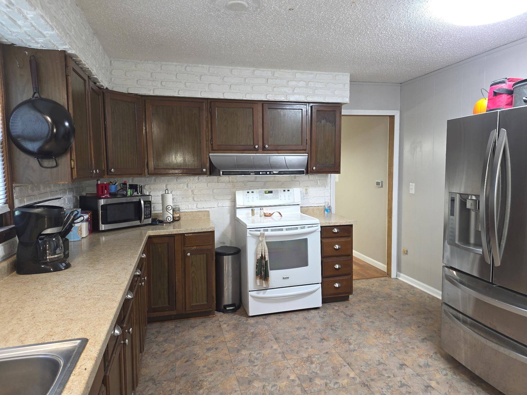 11030 S Anthony Ln, Mulvane, KS 67110