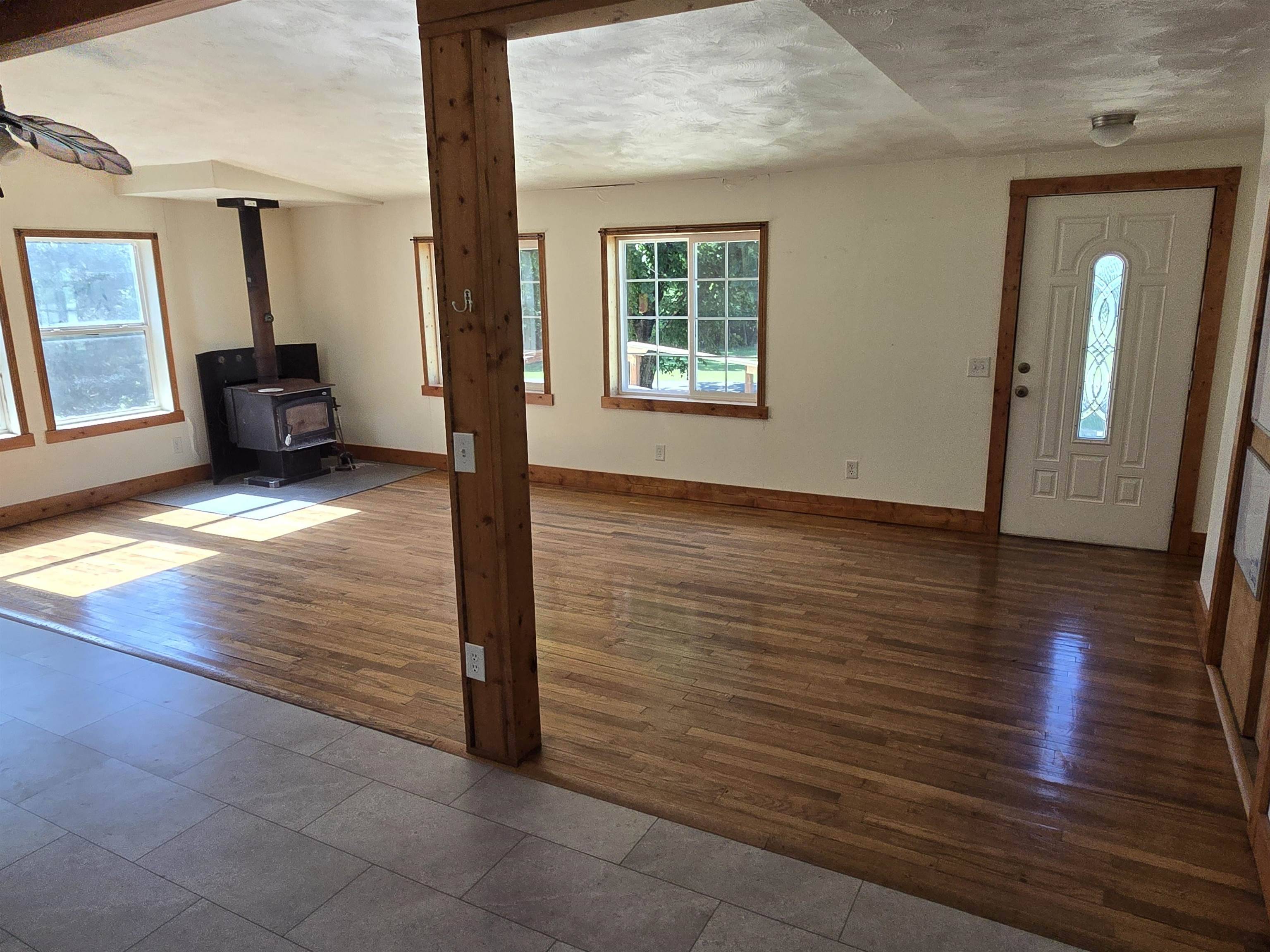 317 E WAGNER STREET, Dexter, KS 67038