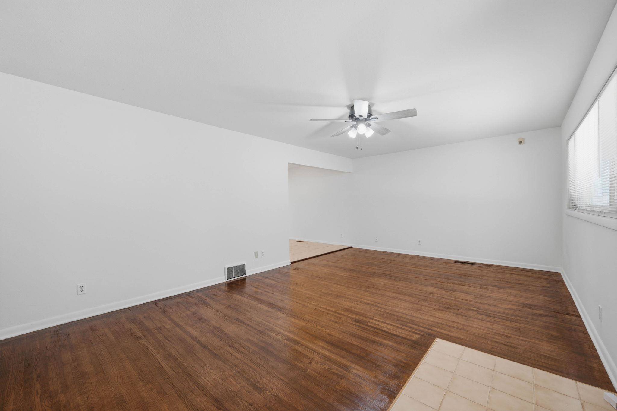 2215 E Stafford St, Wichita, KS 67211