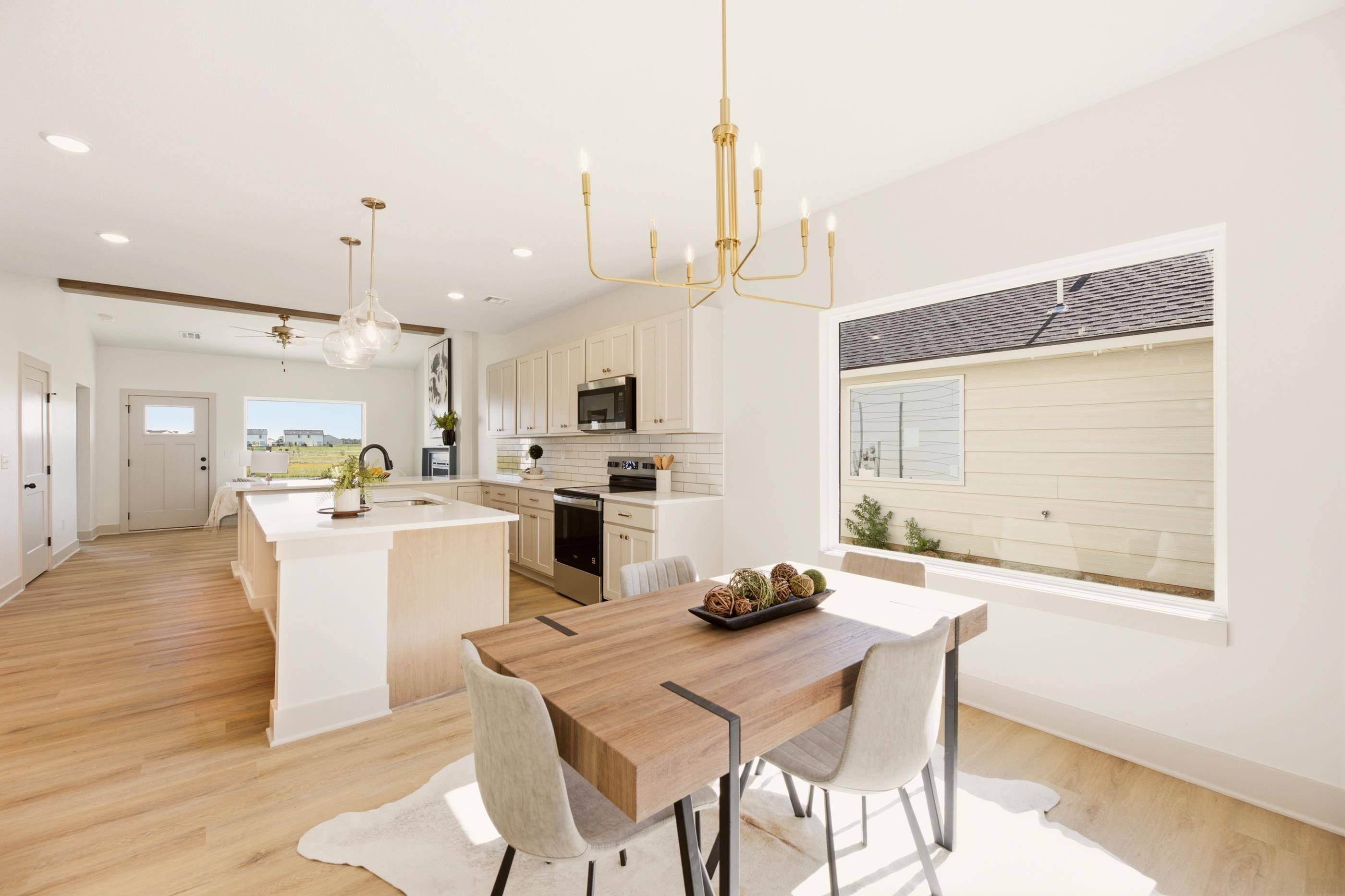 3528 N Azalea St, Maize, KS 67223