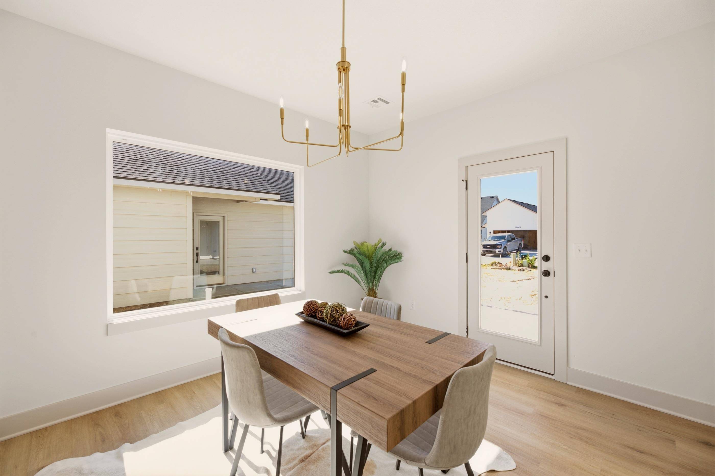 3528 N Azalea St, Maize, KS 67223