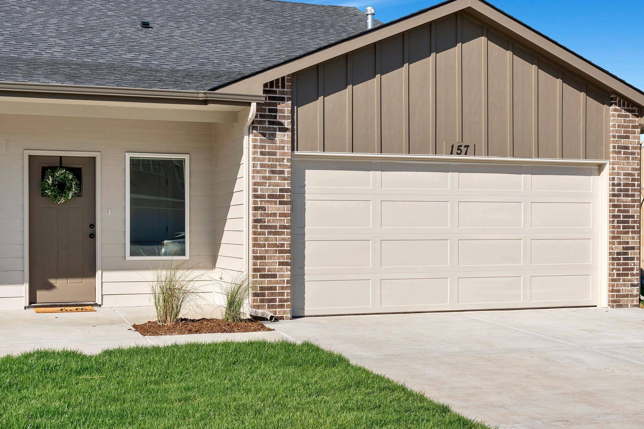 230 N Mendocino St, Goddard, KS 67052
