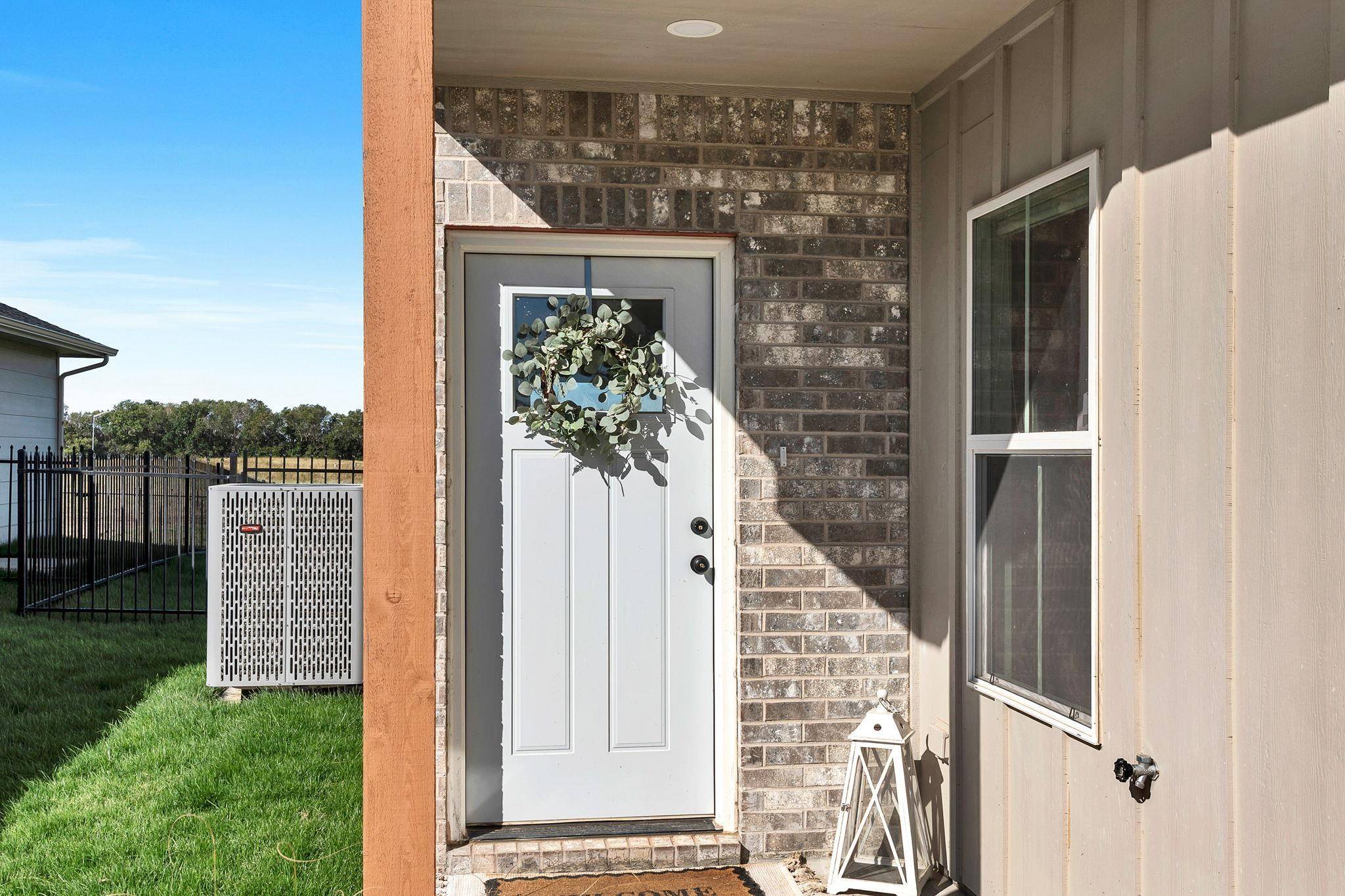 244 N Mendocino St, Goddard, KS 67052