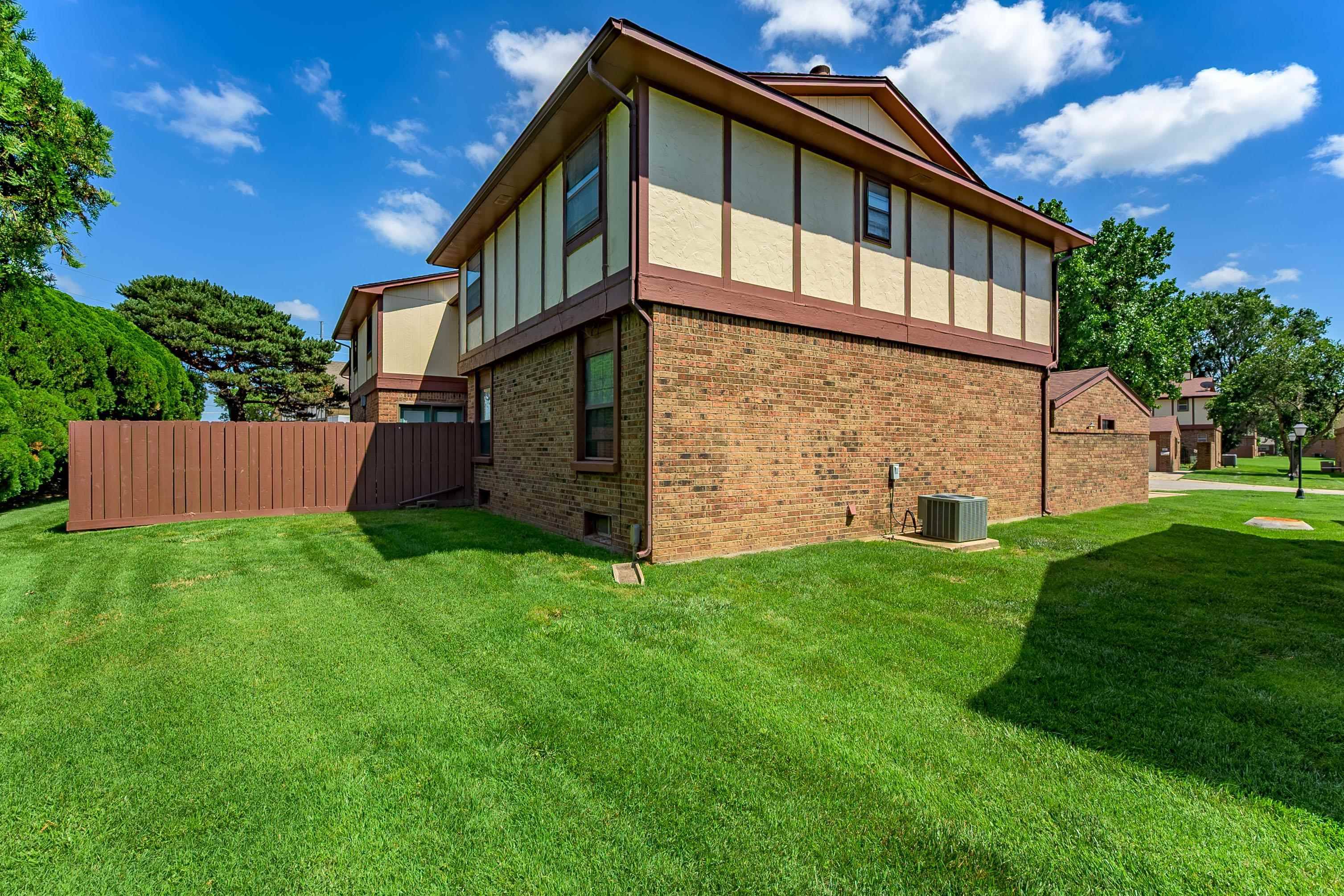 8917 W Harvest, Wichita, KS 67212
