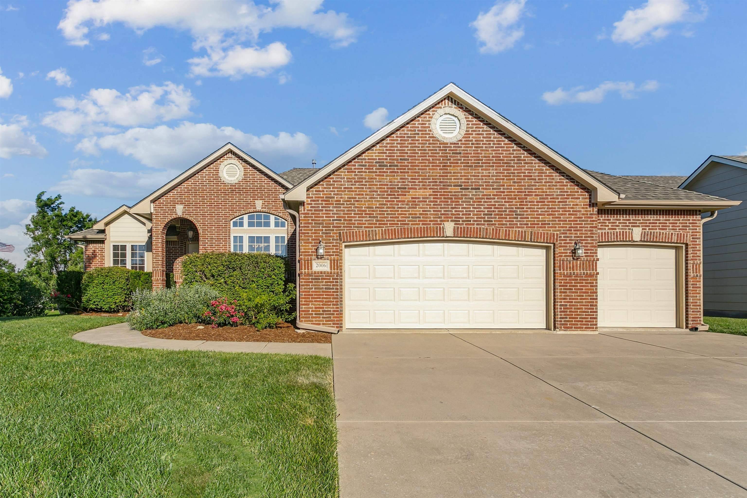 2006 S Horseback St, Wichita, KS 67230