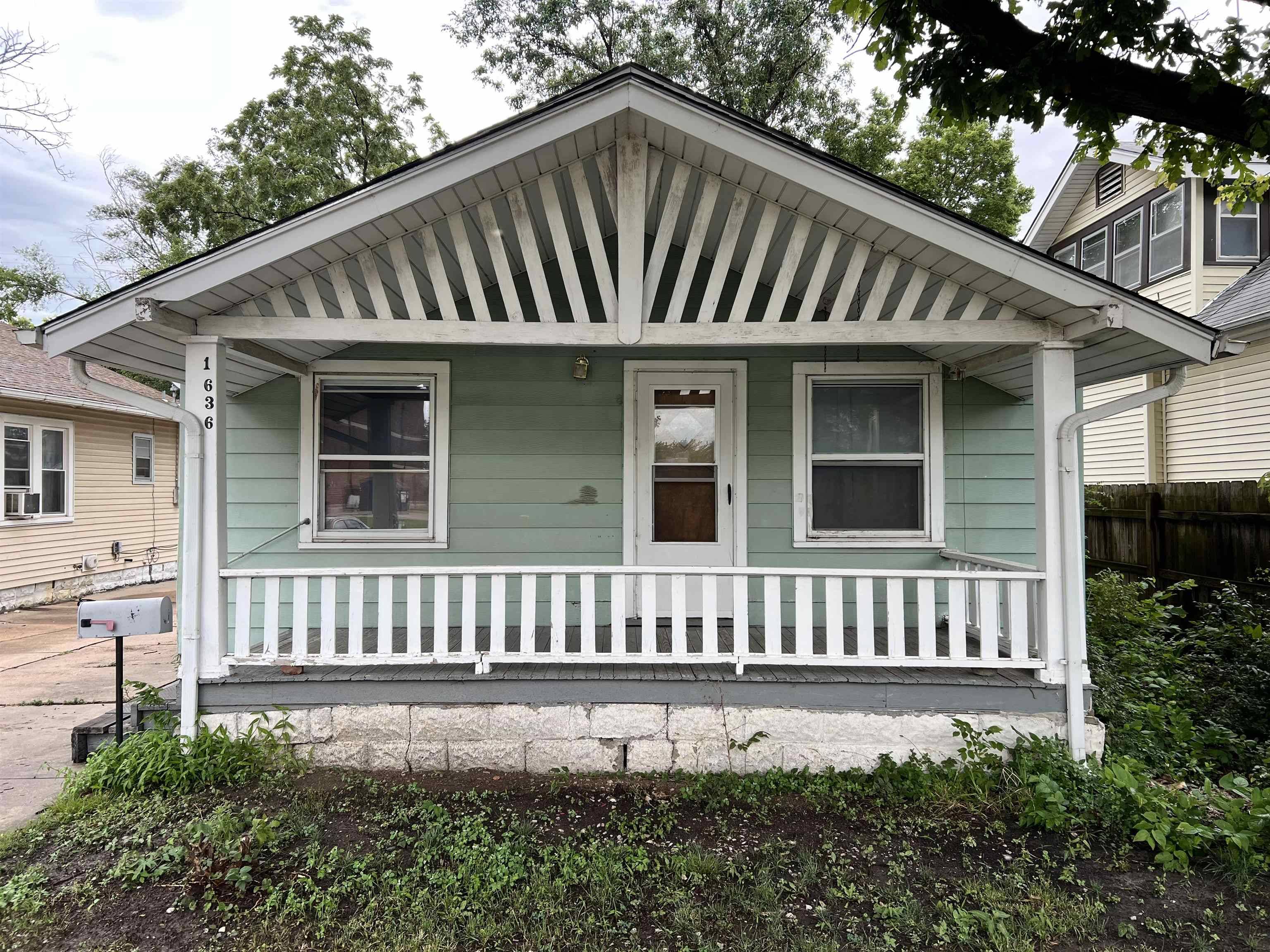 1636 S Market St, Wichita, KS 67211