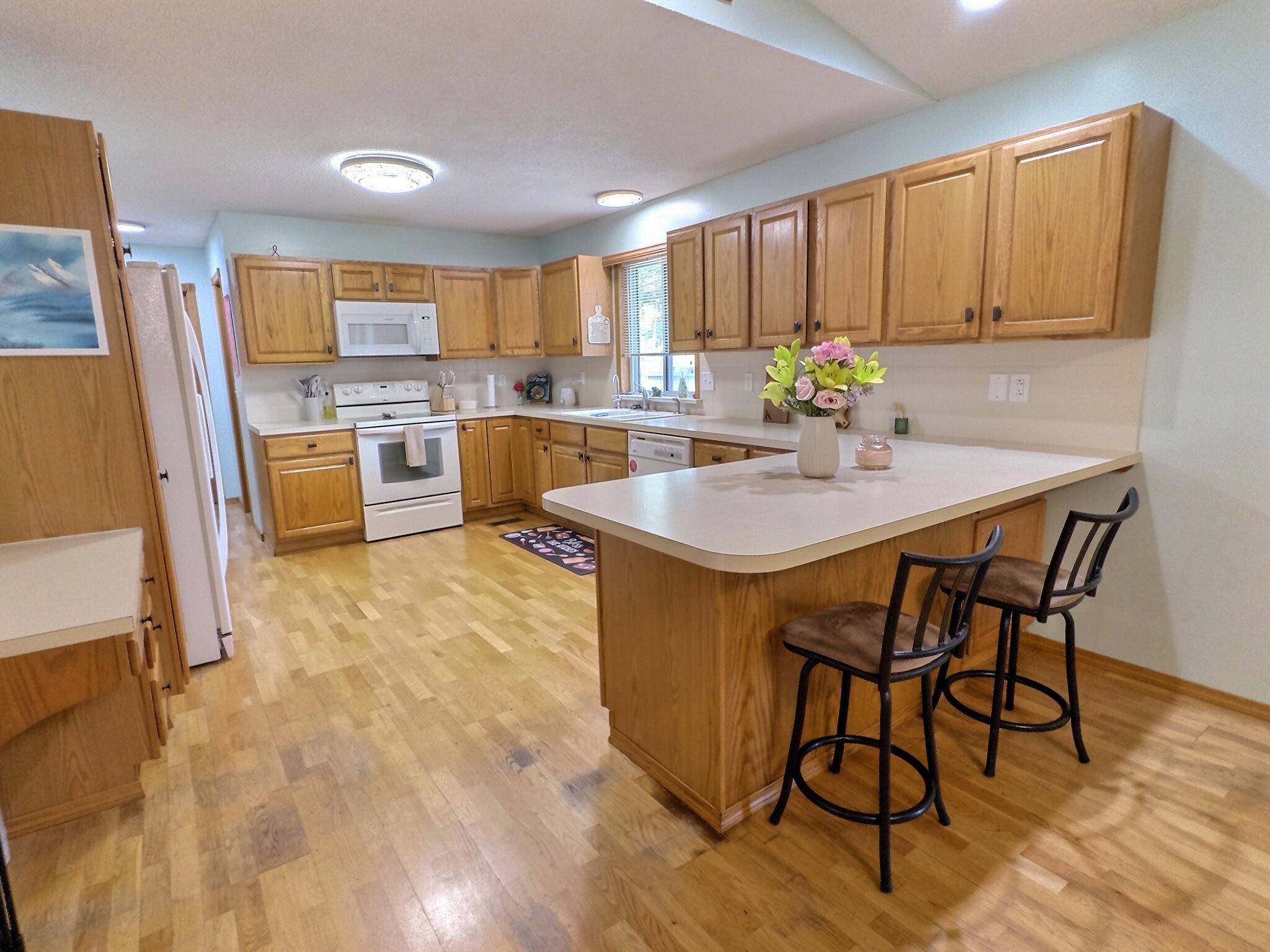 215 E Prather St, Mulvane, KS 67110