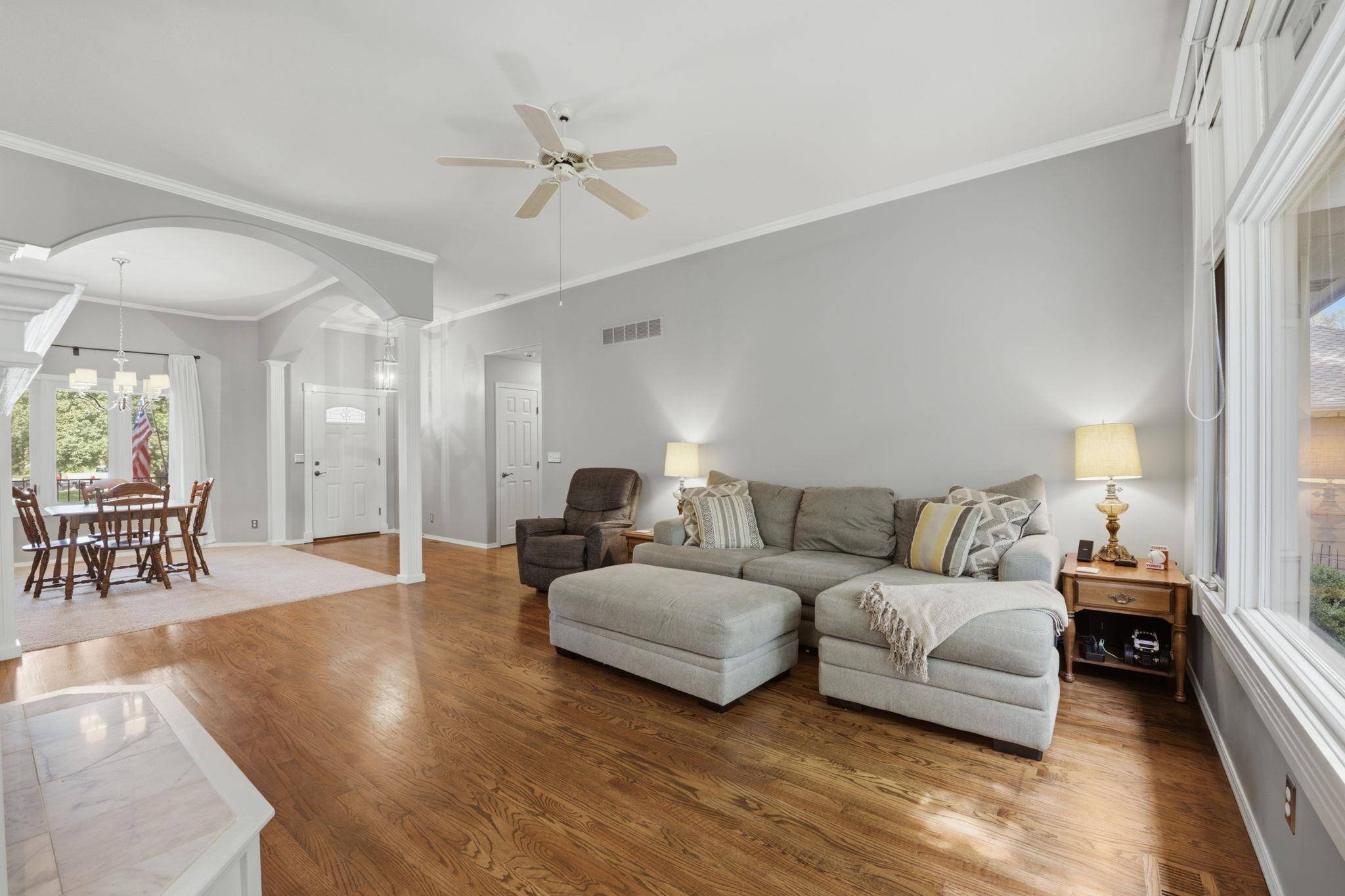 1362 N Hickory Creek, Wichita, KS 67235