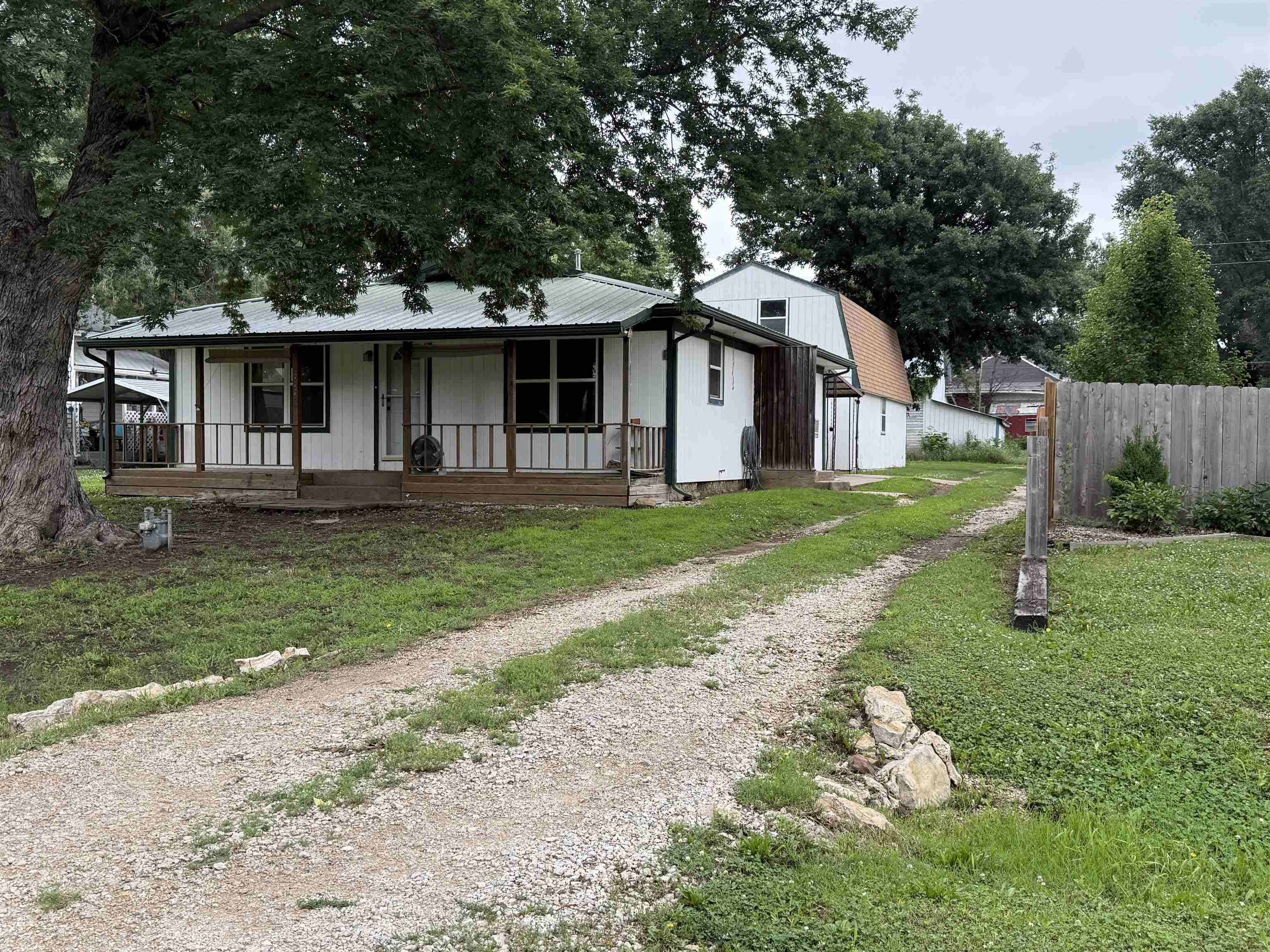 417 Cliff Street, Fall River, KS 67047