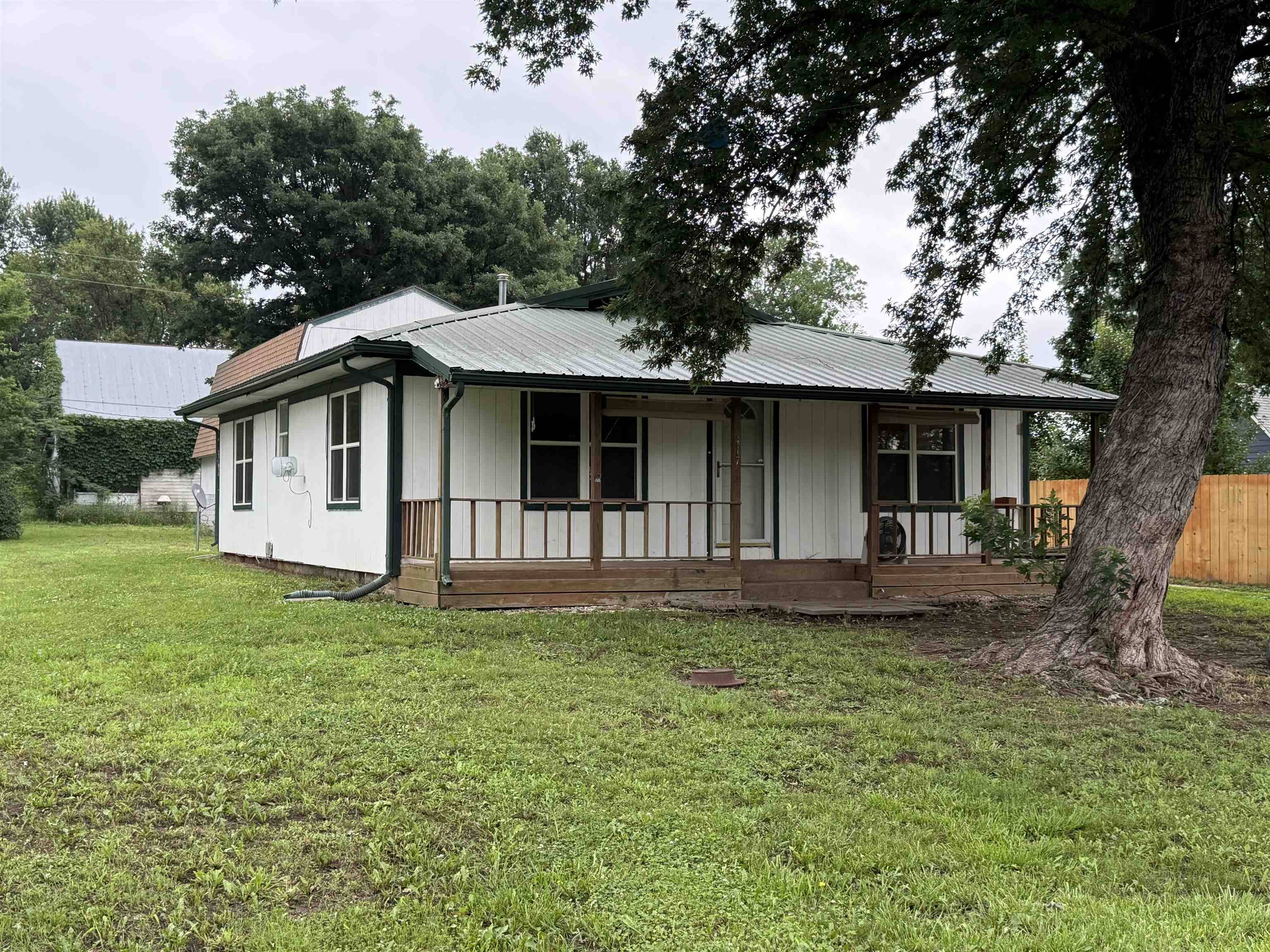 417 Cliff Street, Fall River, KS 67047