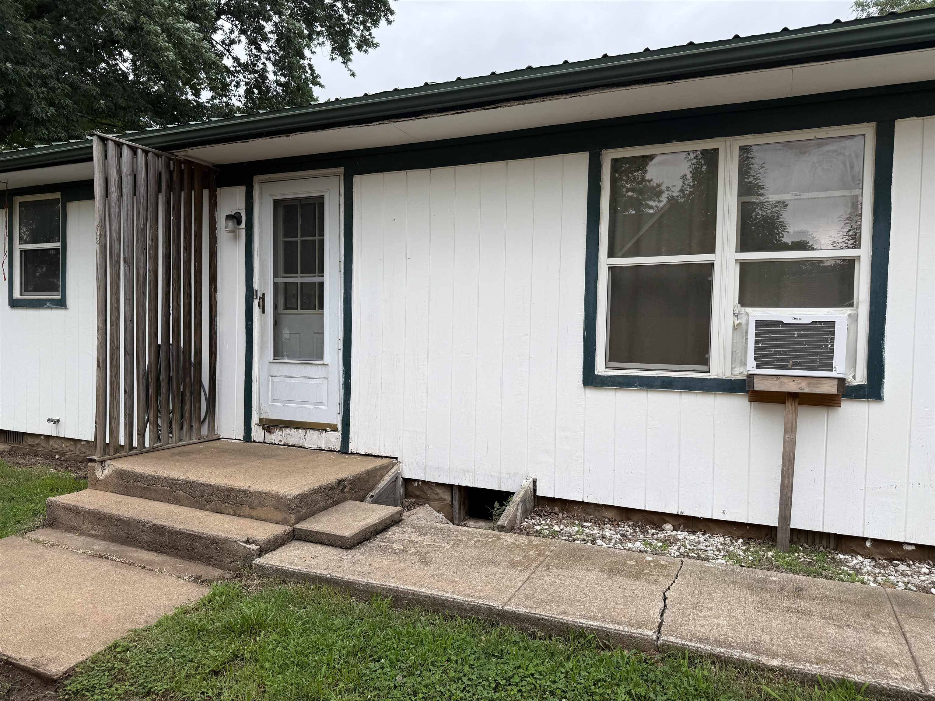 417 Cliff Street, Fall River, KS 67047
