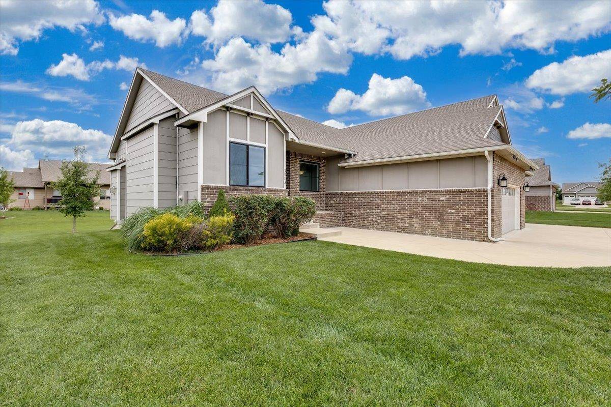 3513 N Bluestem, Rose Hill, KS 67133