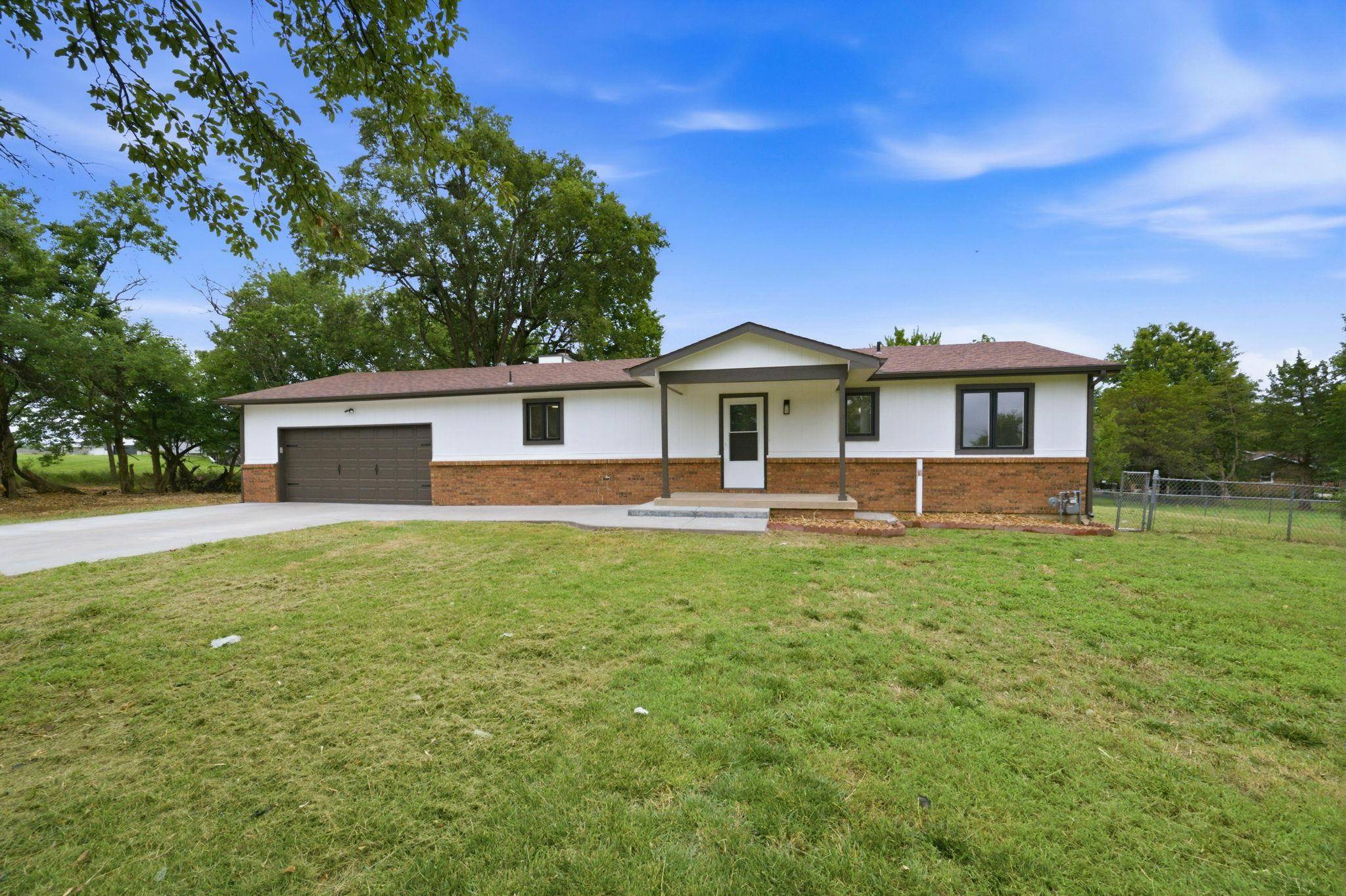 10800 E Kinkaid Ave, Wichita, KS 67207
