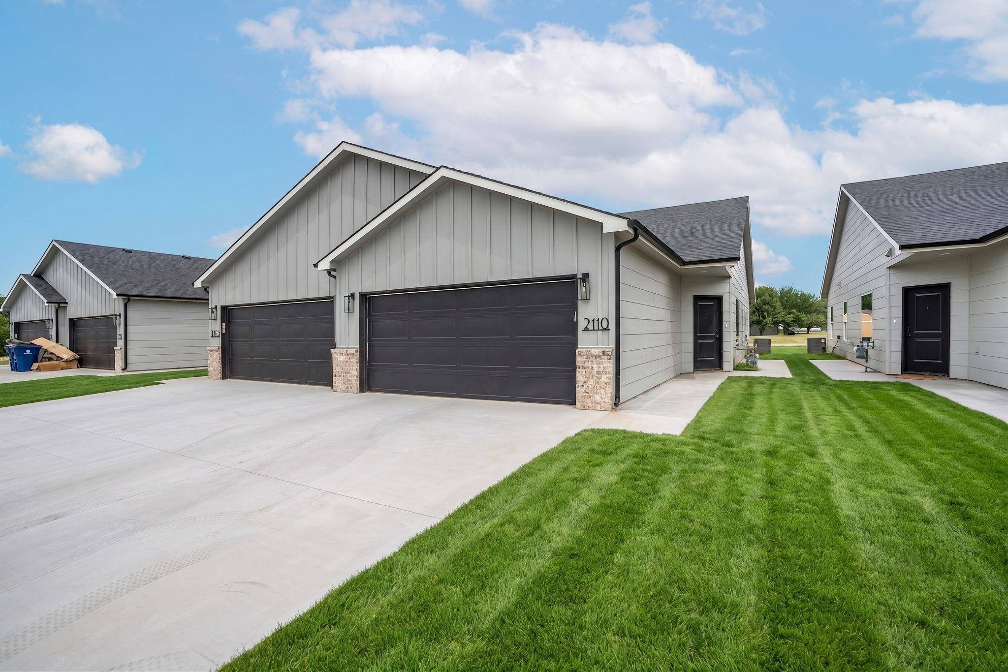 2114-2116 E Plaza Court, Haysville, KS 67060