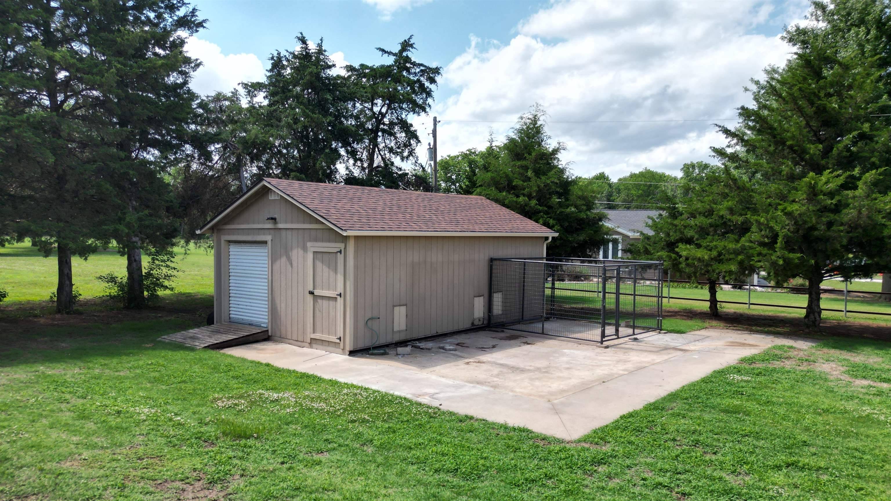 4962 294th, Arkansas City, KS 67005