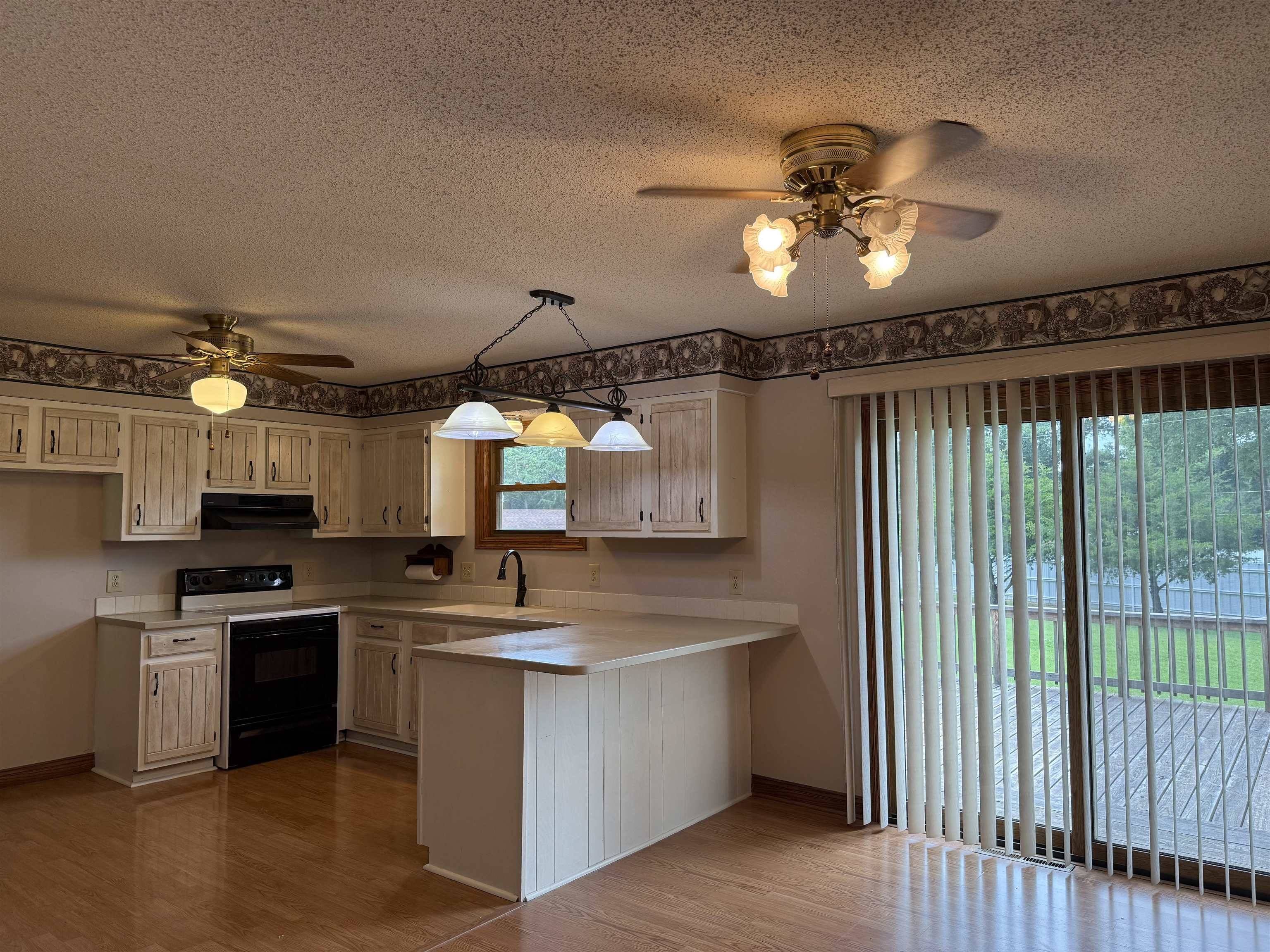 4962 294th, Arkansas City, KS 67005