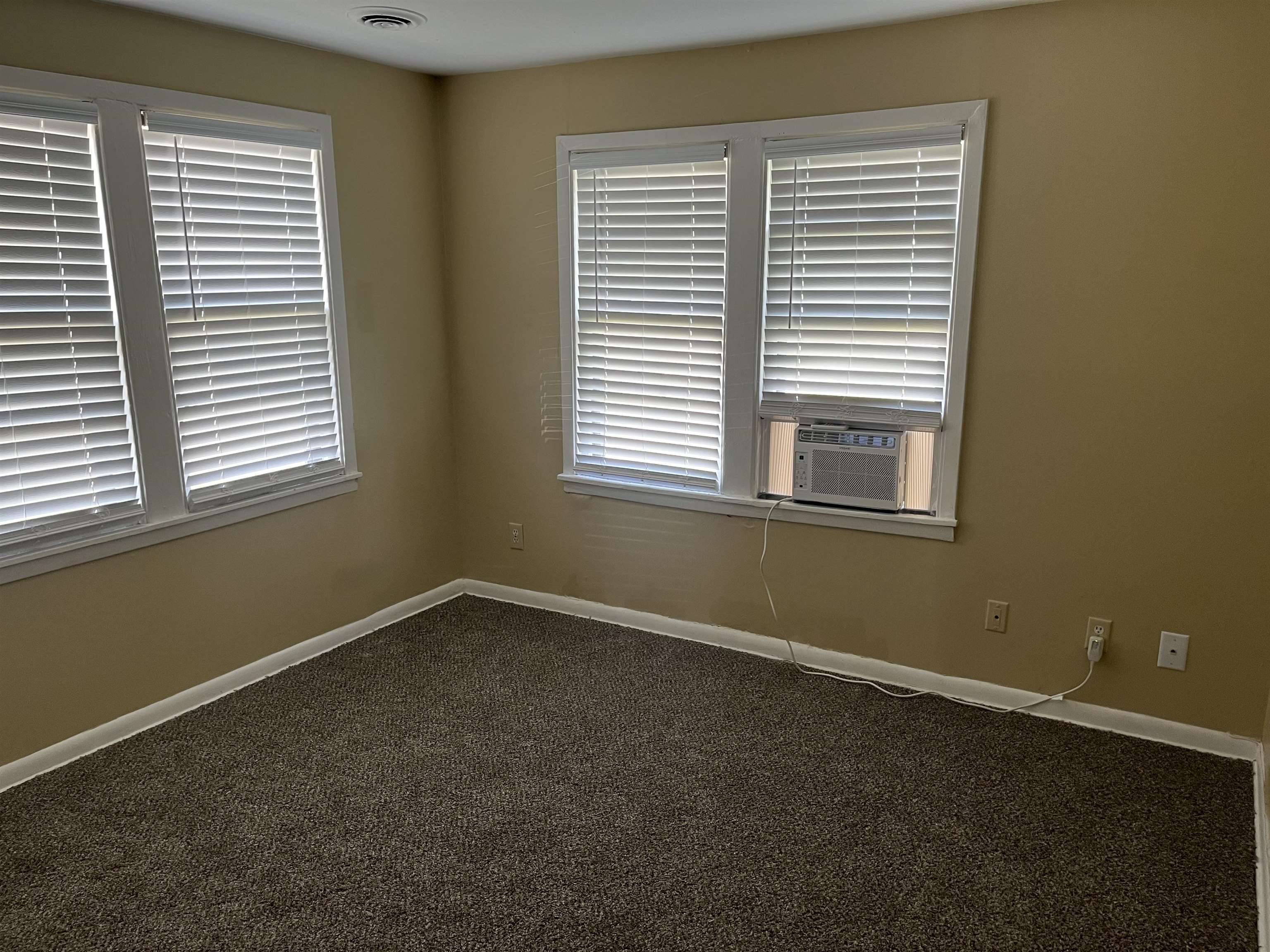 1301 N Piatt, Wichita, KS 67214