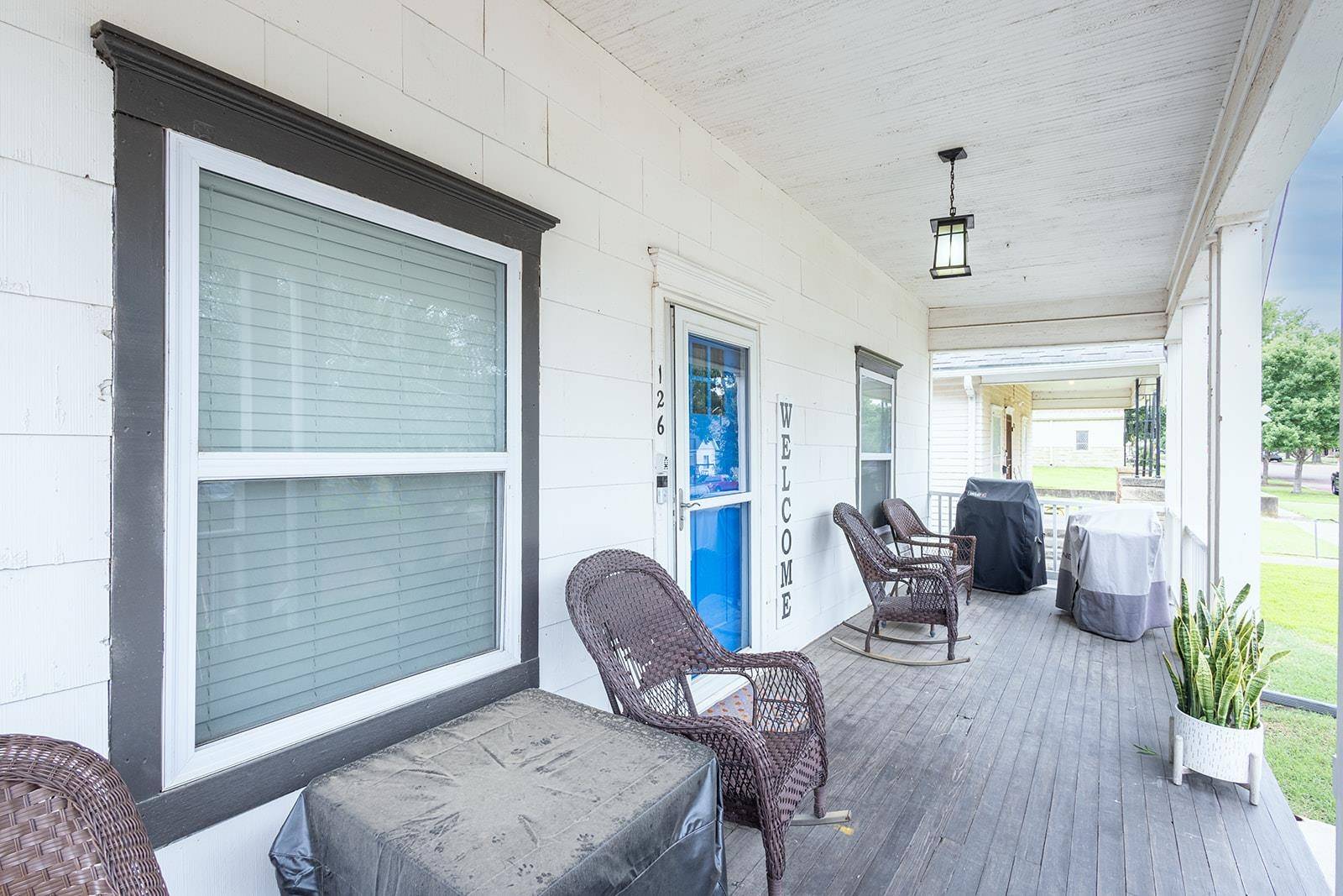 126 N 3rd St, Arkansas City, KS 67005