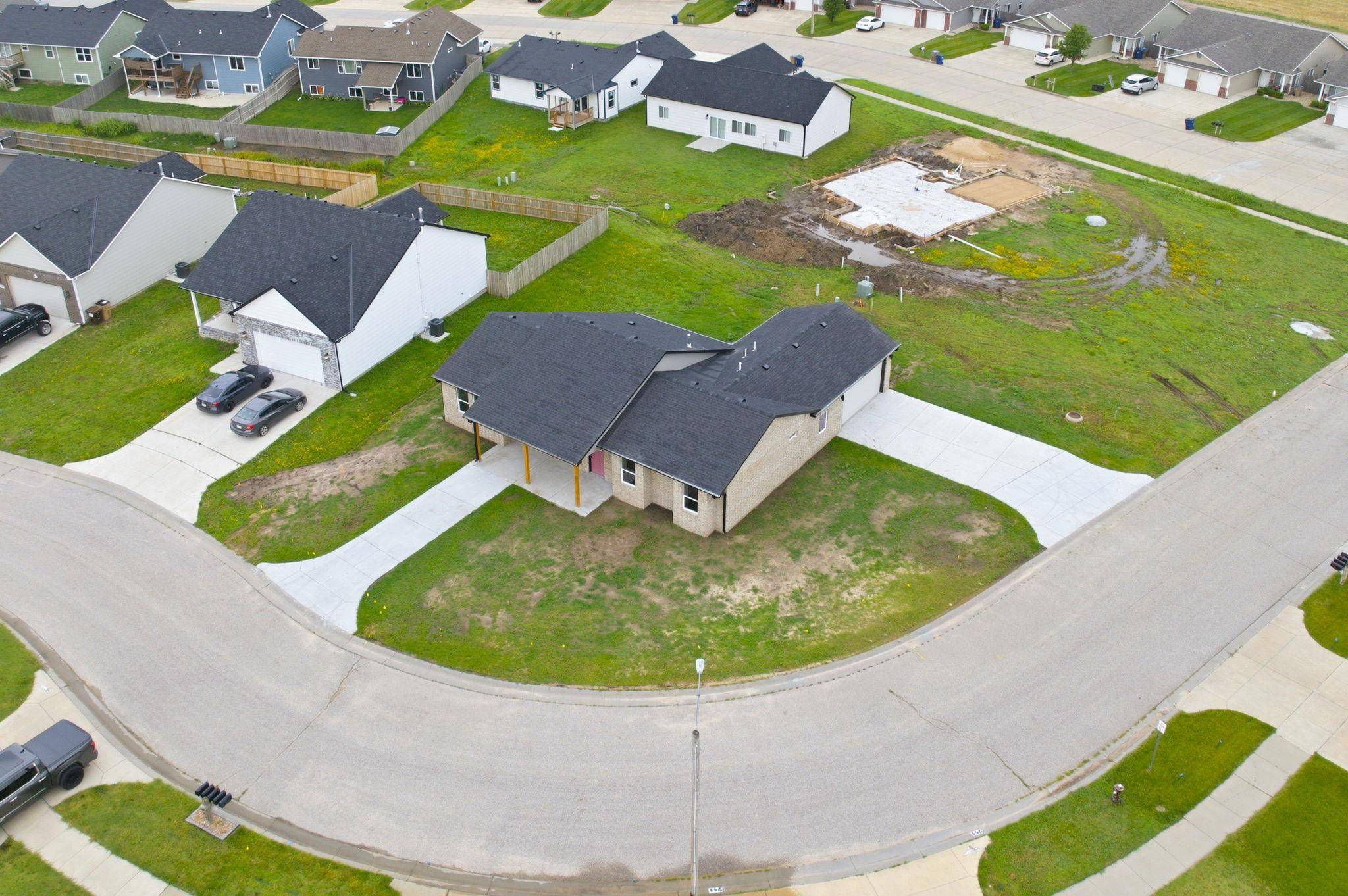 731 N Wakefield Ave, Valley Center, KS 67147