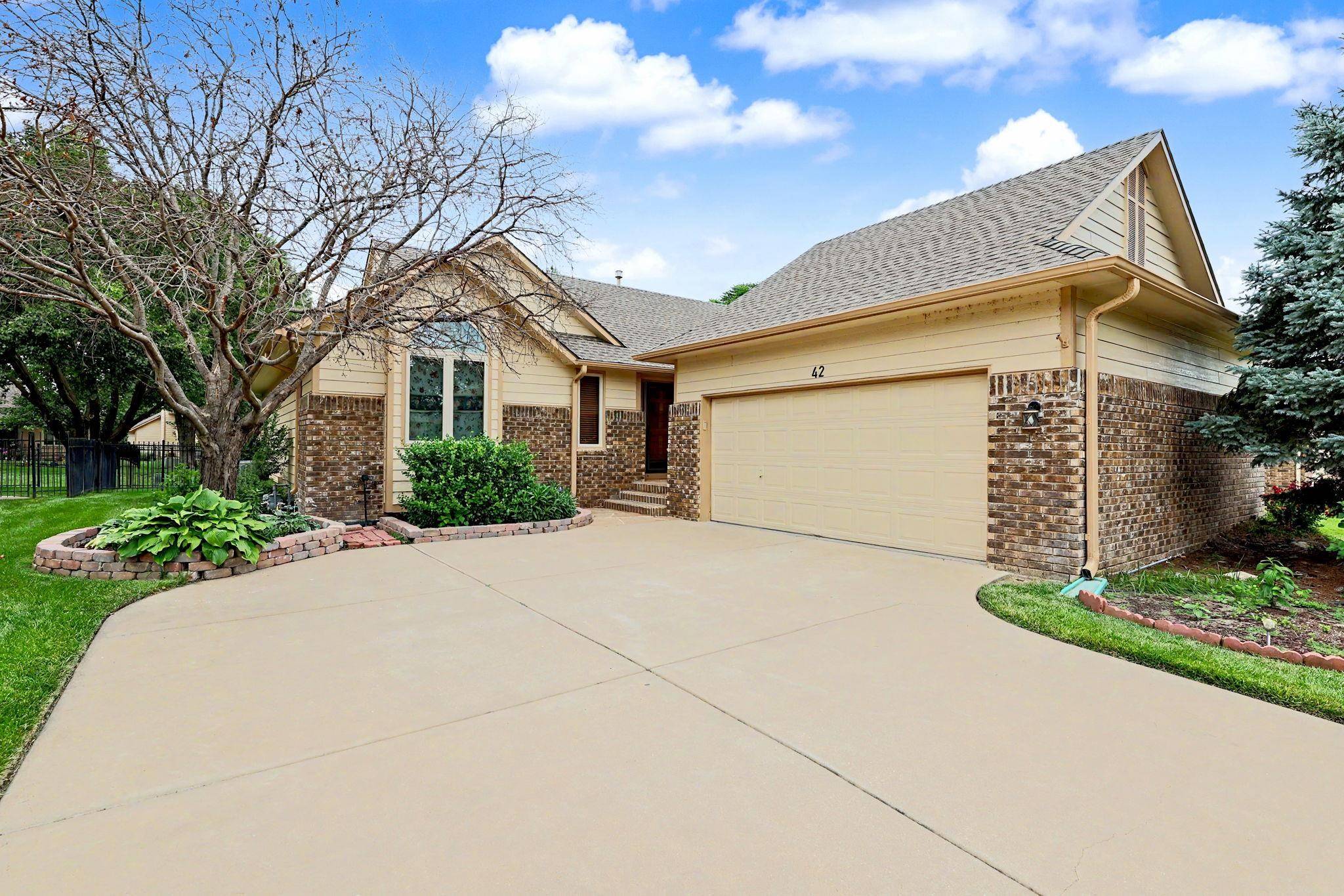 11725 W Alderny Ct, Wichita, KS 67212
