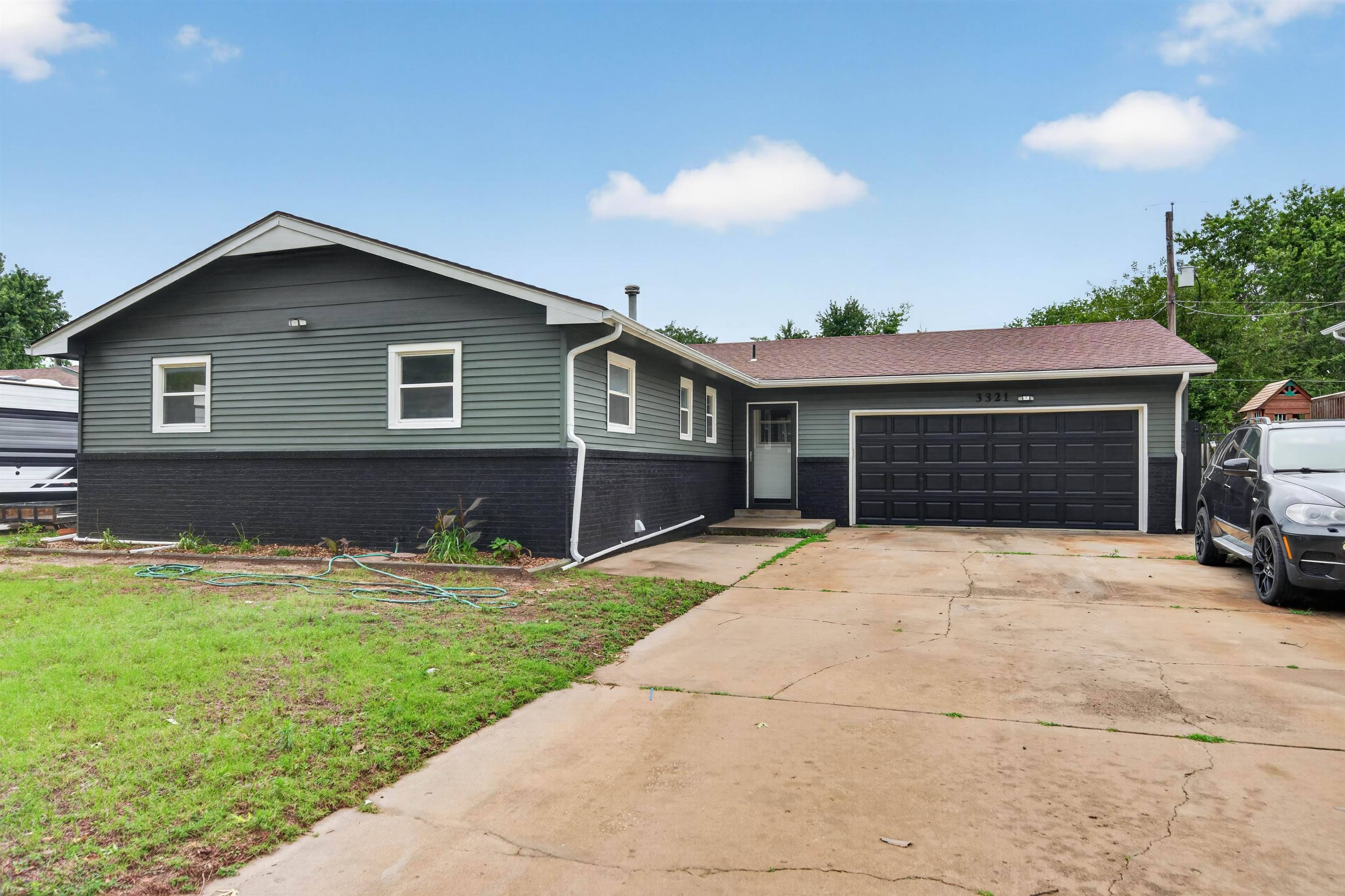 3321 S Kessler Ave, Wichita, KS 67217