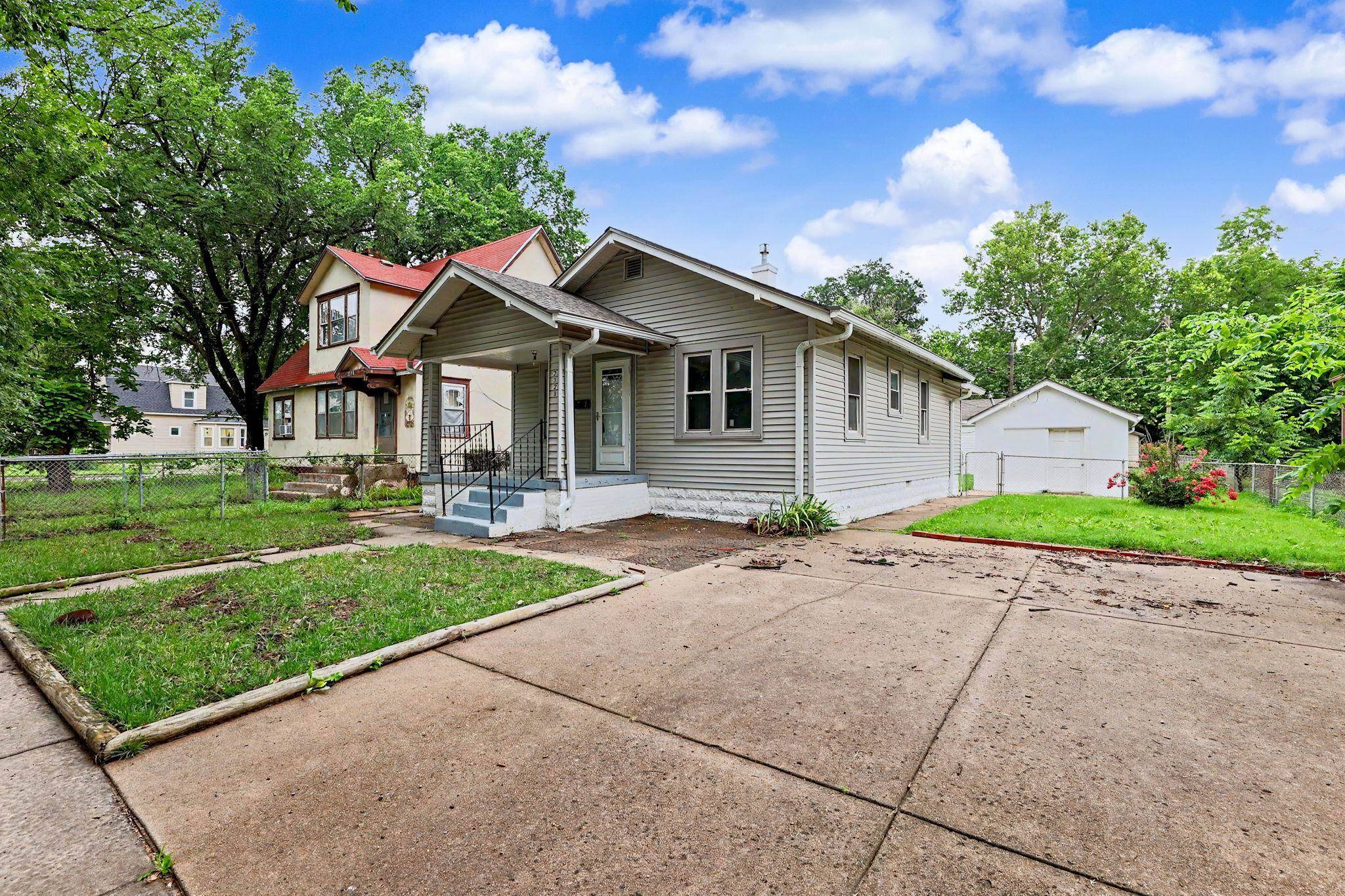 2328 W Maple, Wichita, KS 67213