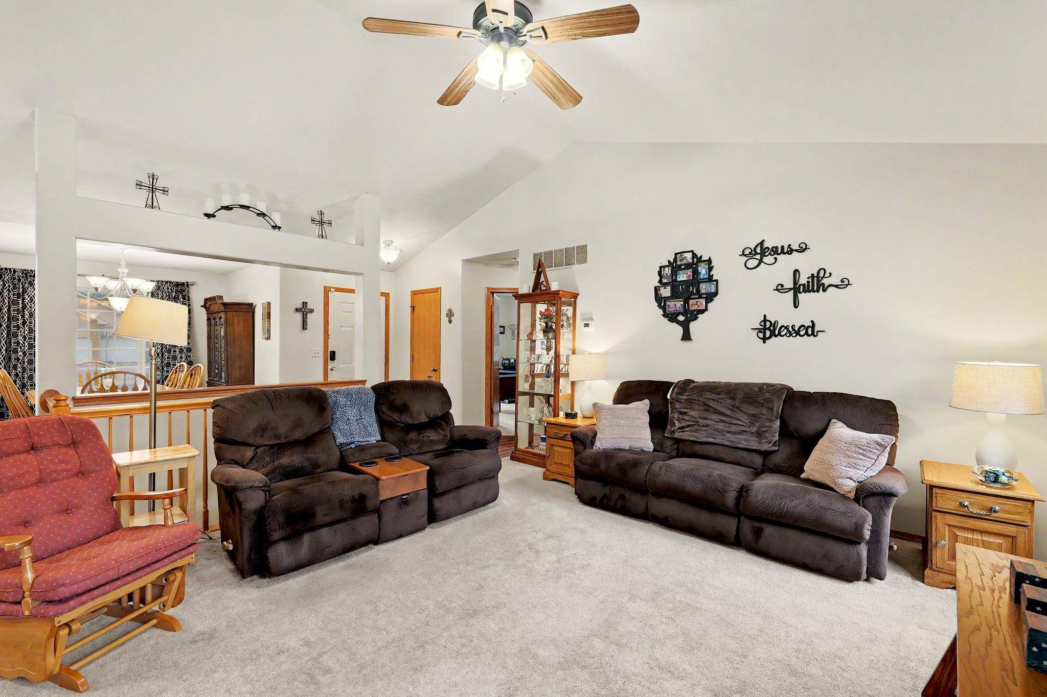 2545 S Denene St, Wichita, KS 67215