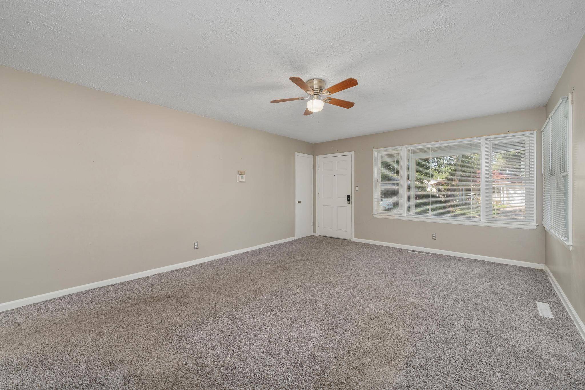 544 S Sylvan, Wichita, KS 67218