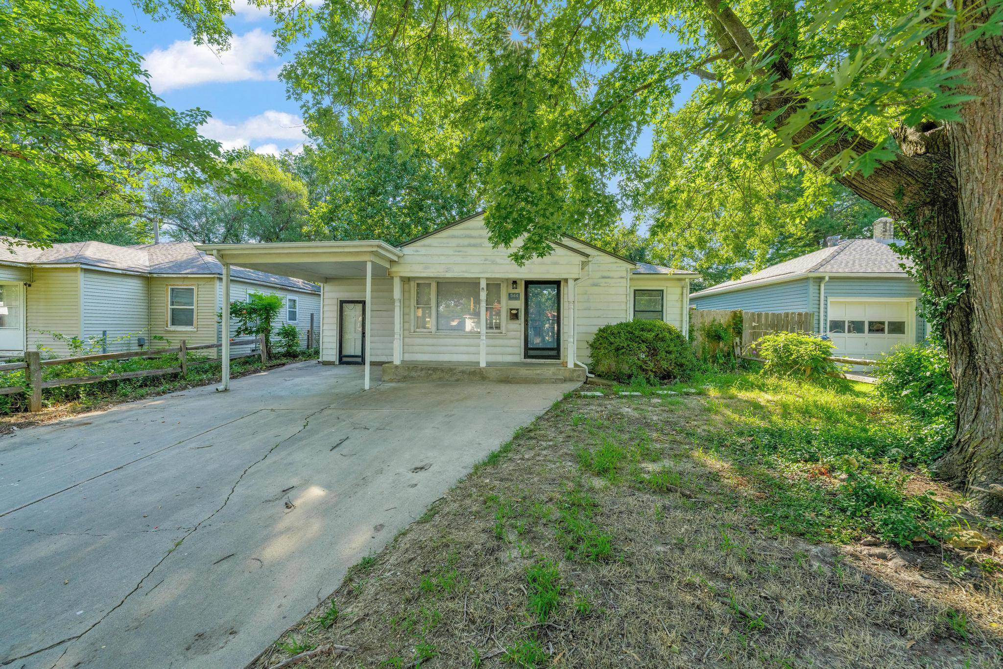 544 S Sylvan, Wichita, KS 67218